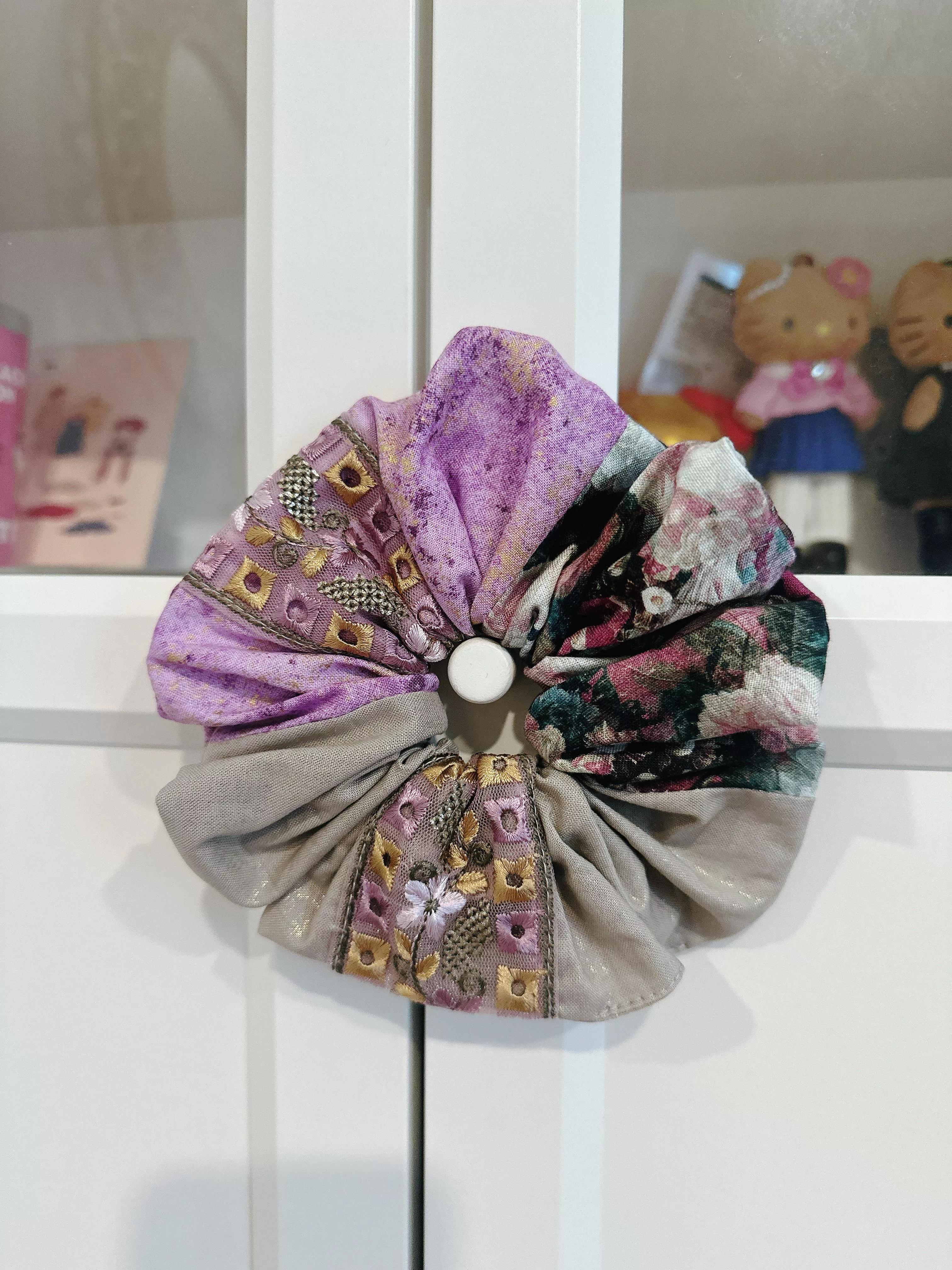 【大款】琉璃宮燈(刺繡拼接)_波浪圈髮束 【大款】琉璃宮燈(刺繡拼接)_波浪圈髮束