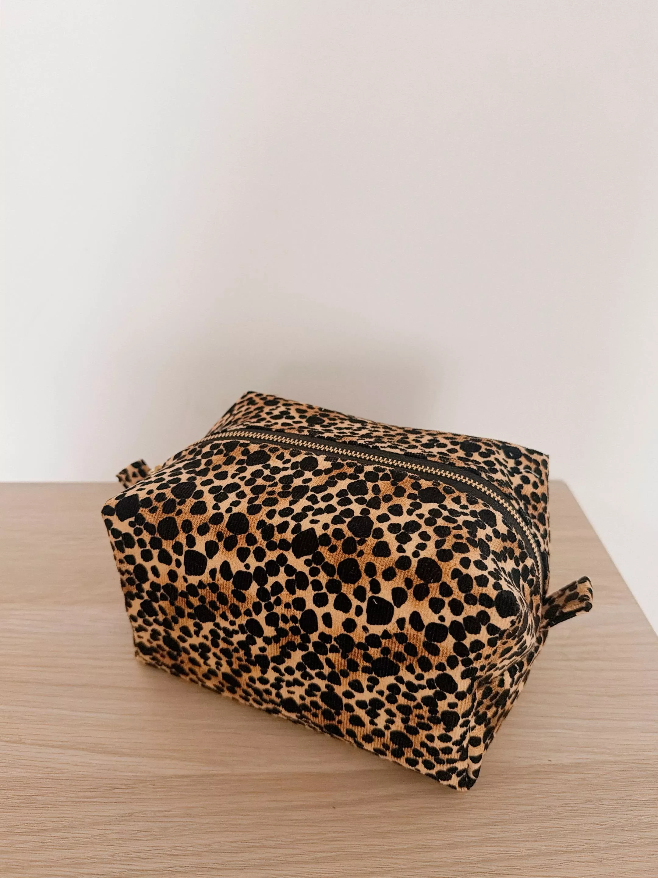 野生小圓點｜大尺寸雲朵吐司收納包