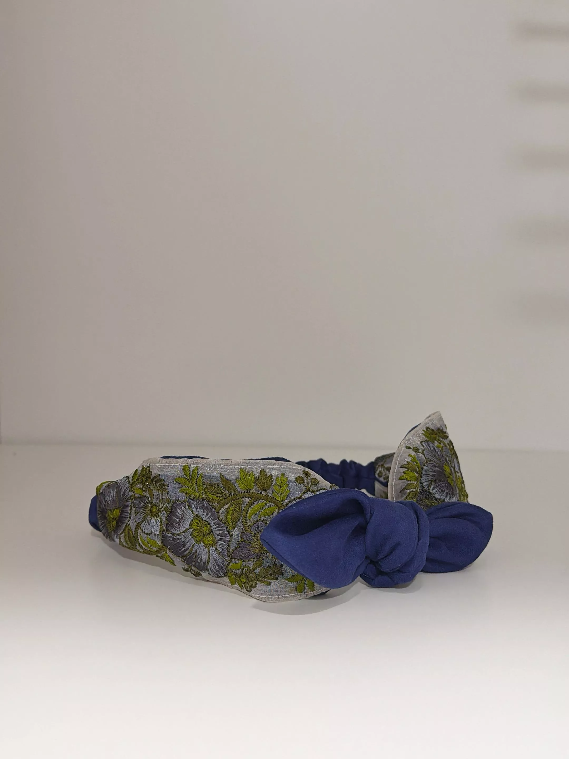 藍野刺繡｜小蝴蝶結鬆緊髮帶