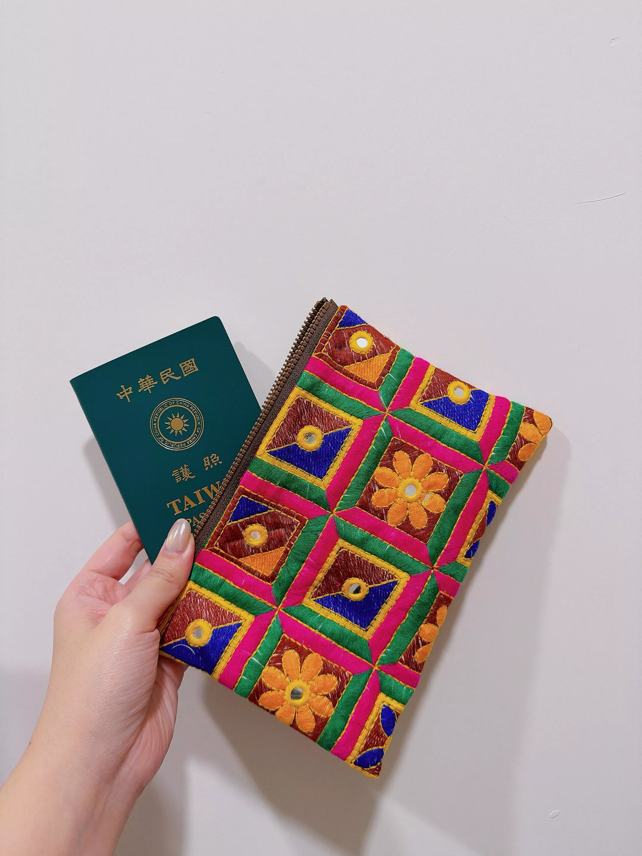 ［名古屋刺繡］鏡語＿證件拉鍊包