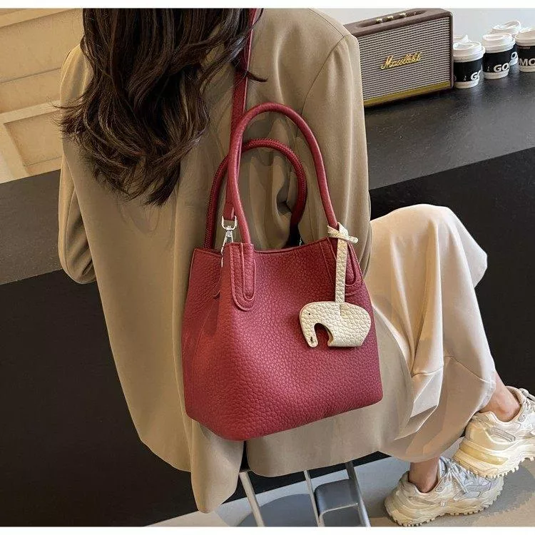 小象荔枝皮特色水桶包