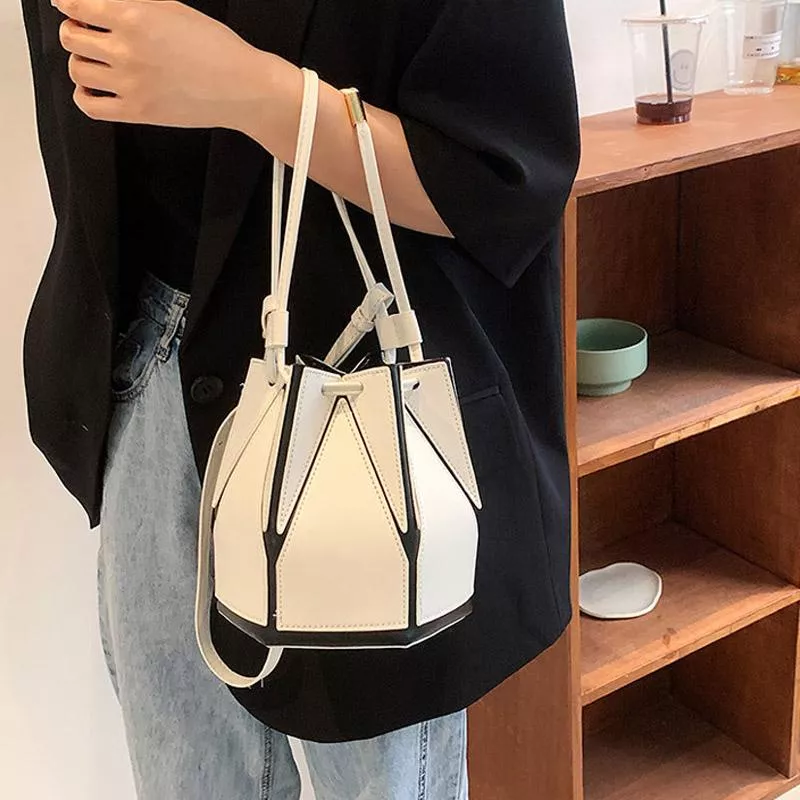 特色六角形摺疊水桶包