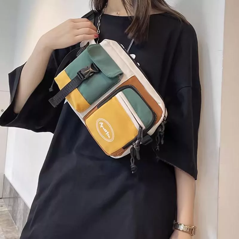 中性拼色帆布胸包