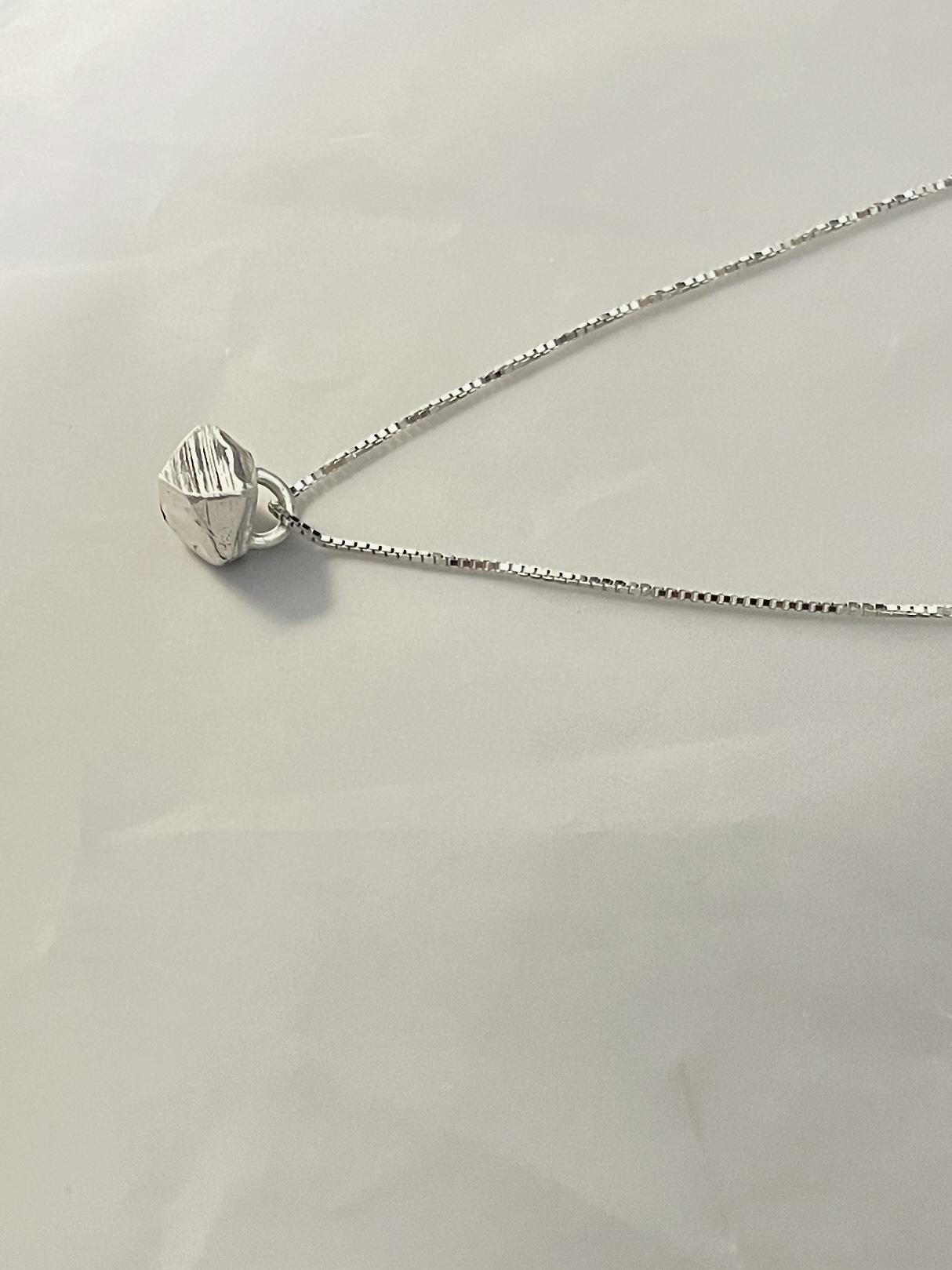 Iceberg necklace 冰石純銀項鍊