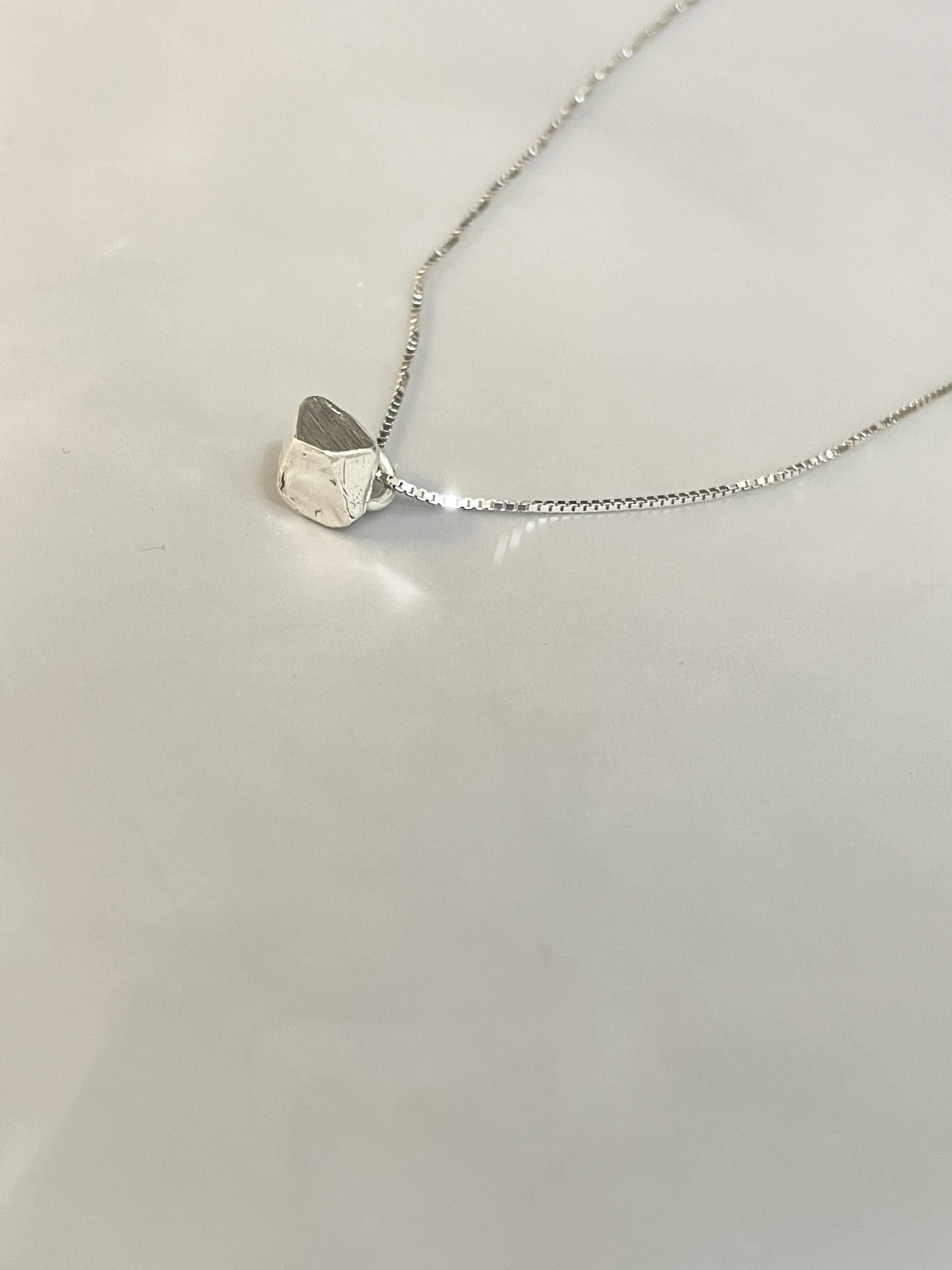 Iceberg necklace 冰石純銀項鍊