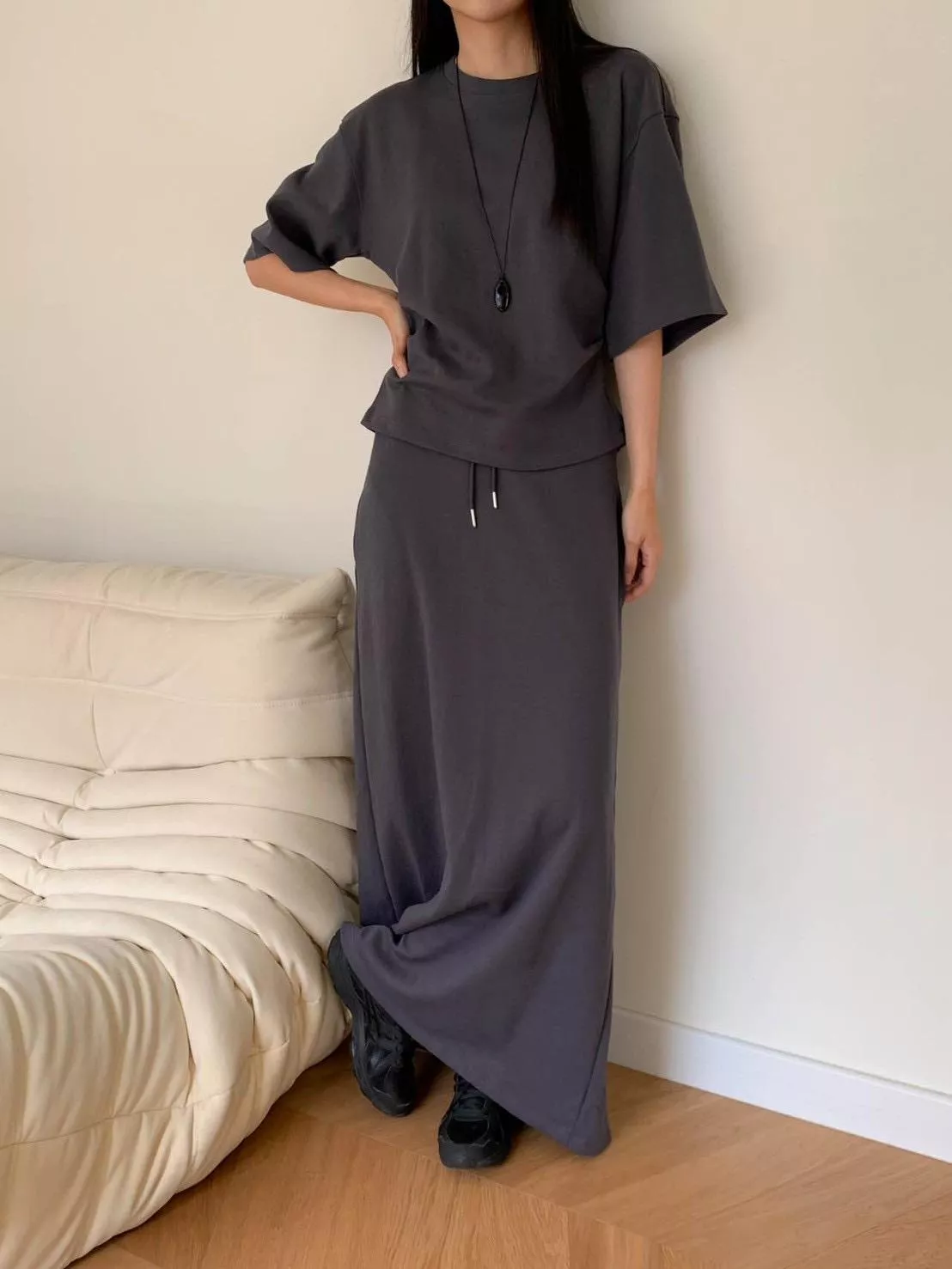 休閒質感套裝『腰身開衩上衣、綁帶半身裙』