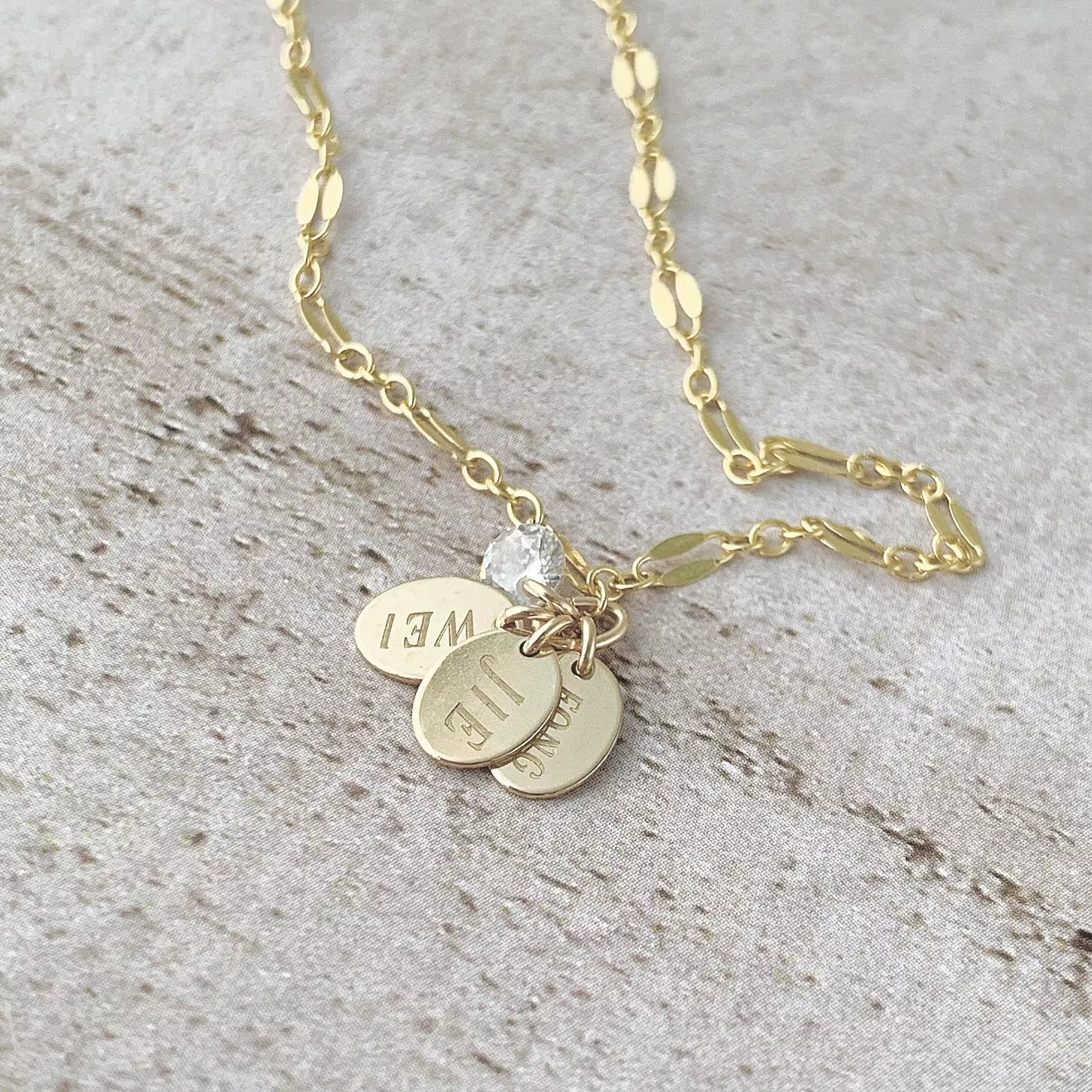 14KGF亮金色 ❘ 吊墜刻字項鏈