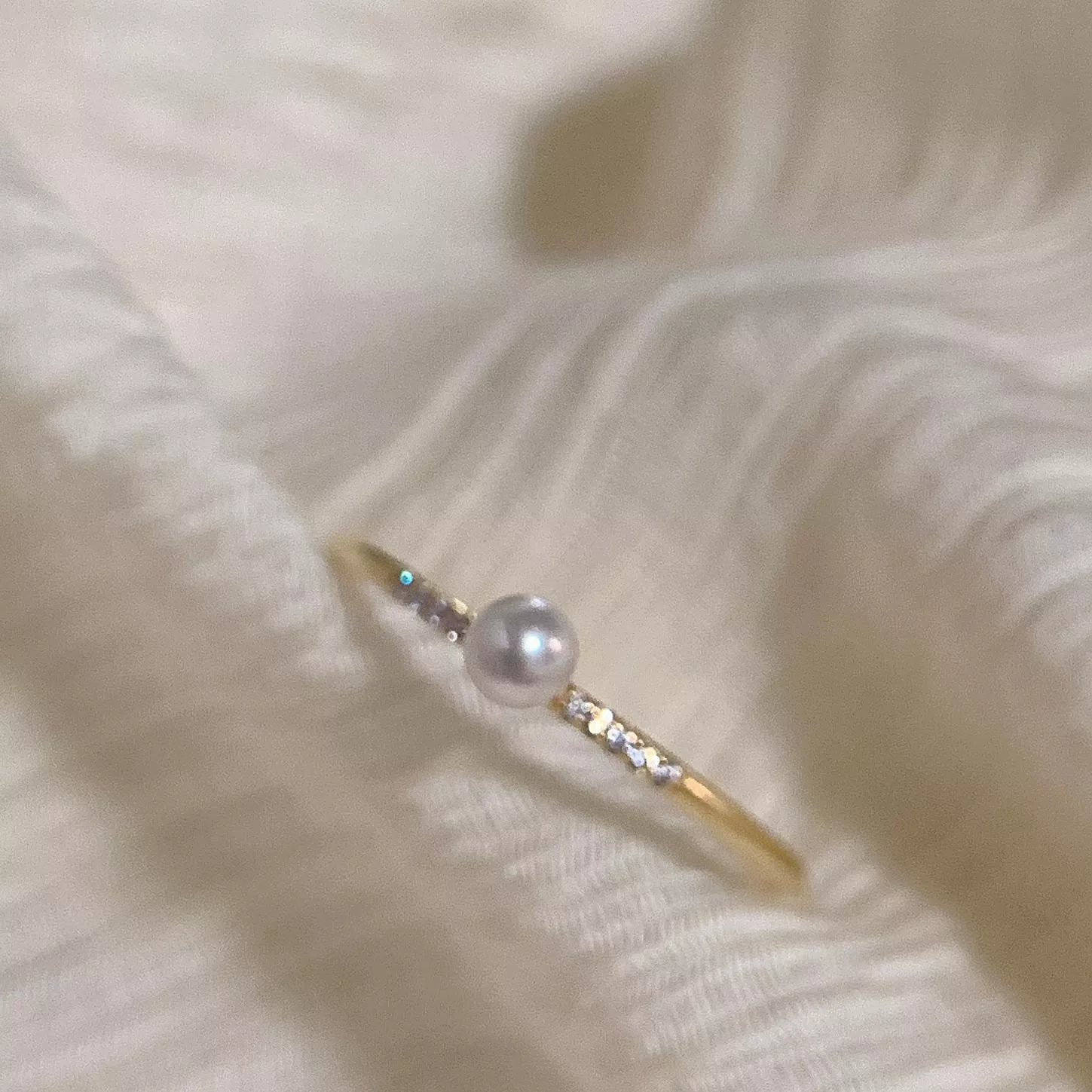 14KGF ❘ 預購 ❘ 夢幻碎鑽款珍珠線戒