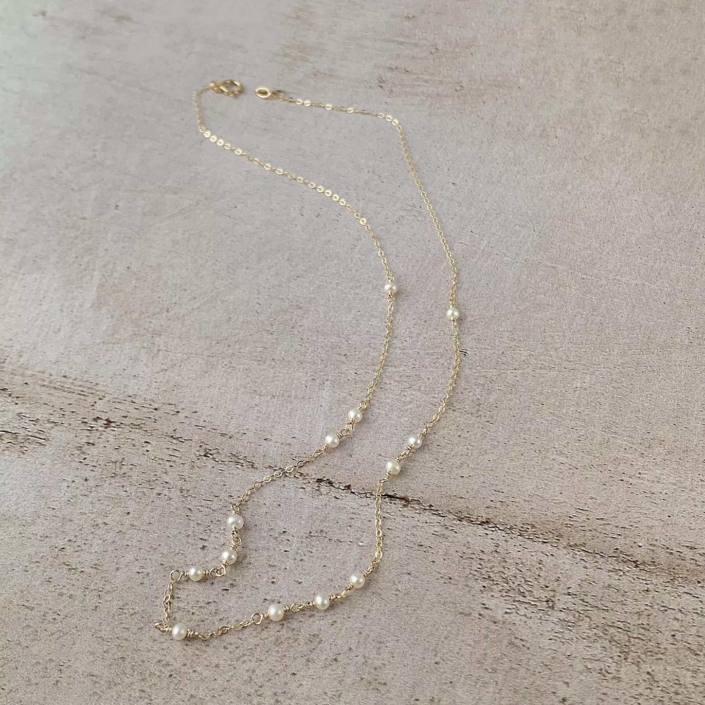 14KGF ❘ 柔柔光點 小珍珠鎖骨練