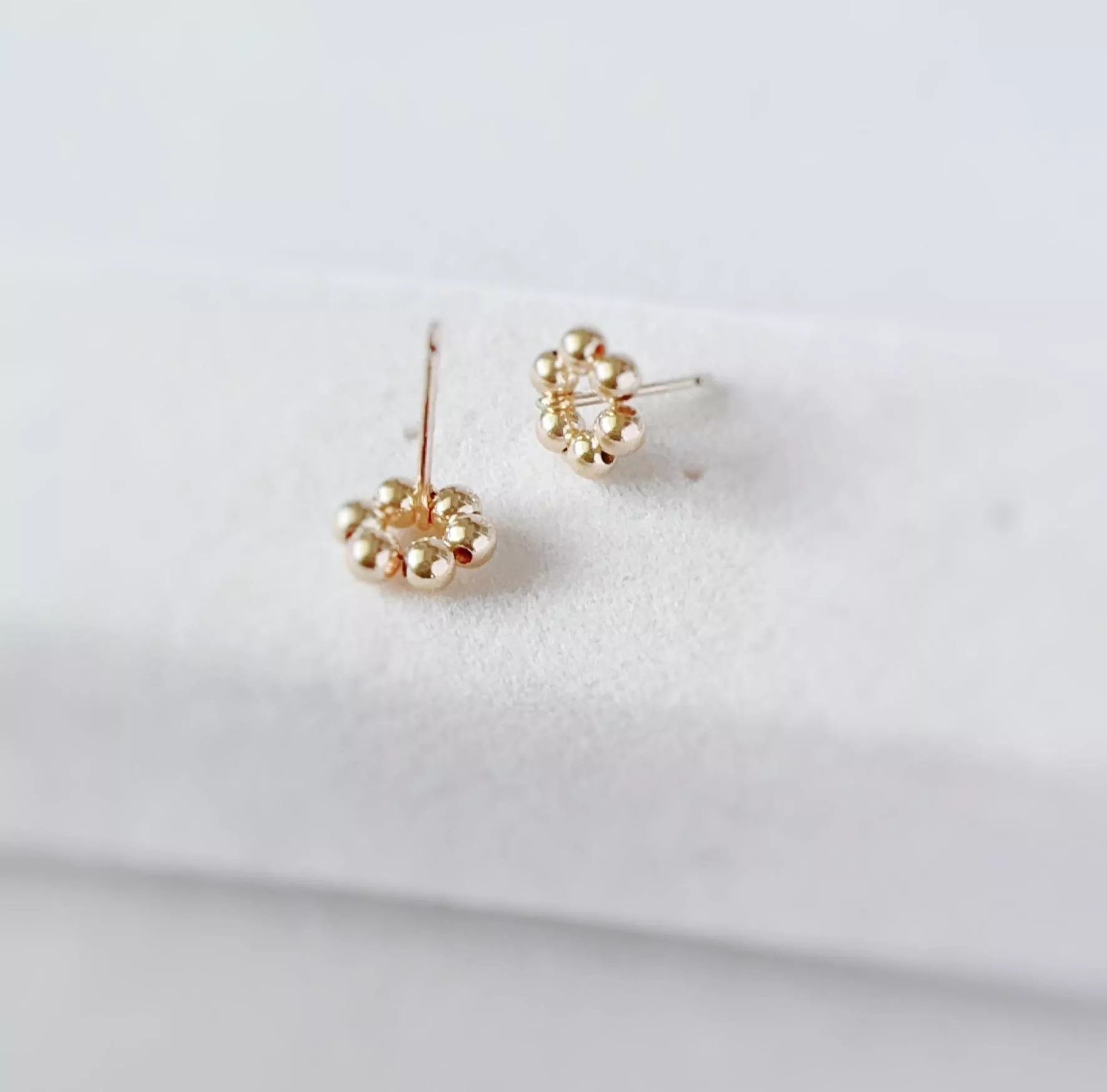 14KGF  ❘ 甜甜圈小耳環（串珠款）