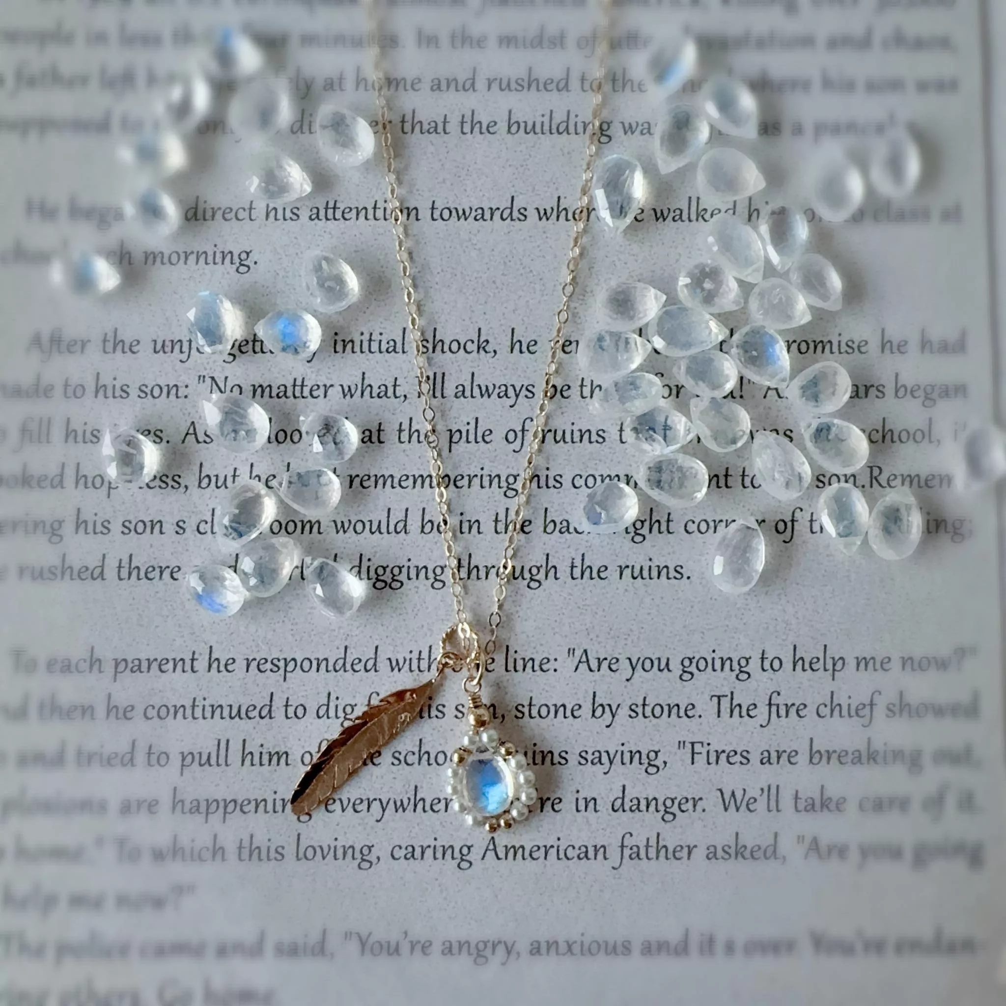 14KGF  ❘ 羽光守護 · 月光石項鏈