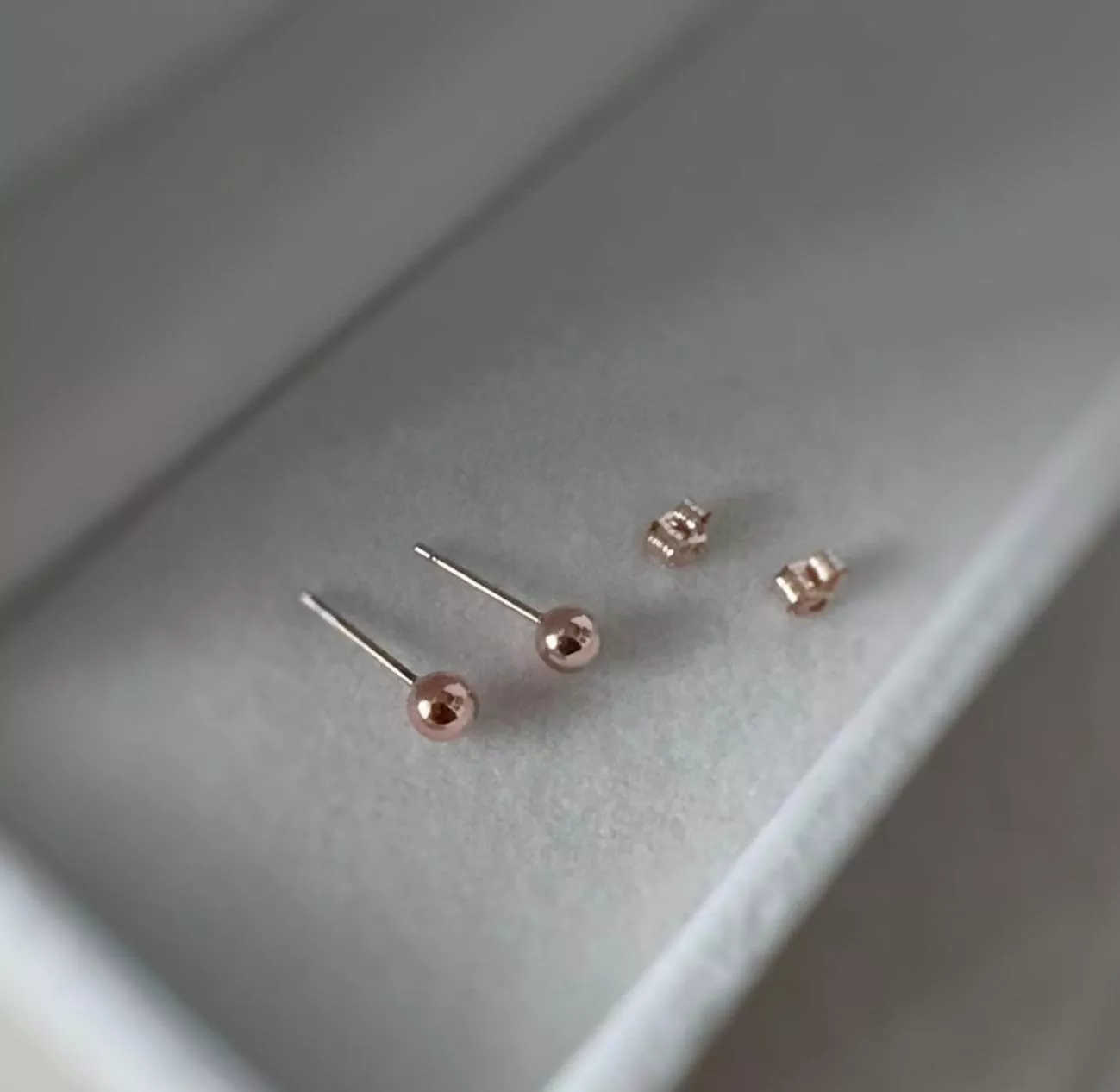 14KGF  ❘ 4mm 玫瑰金小金球耳針