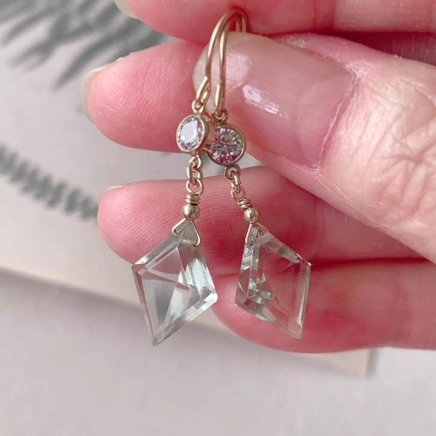 14KGF  ❘ 薄荷光影 天然綠紫晶耳環