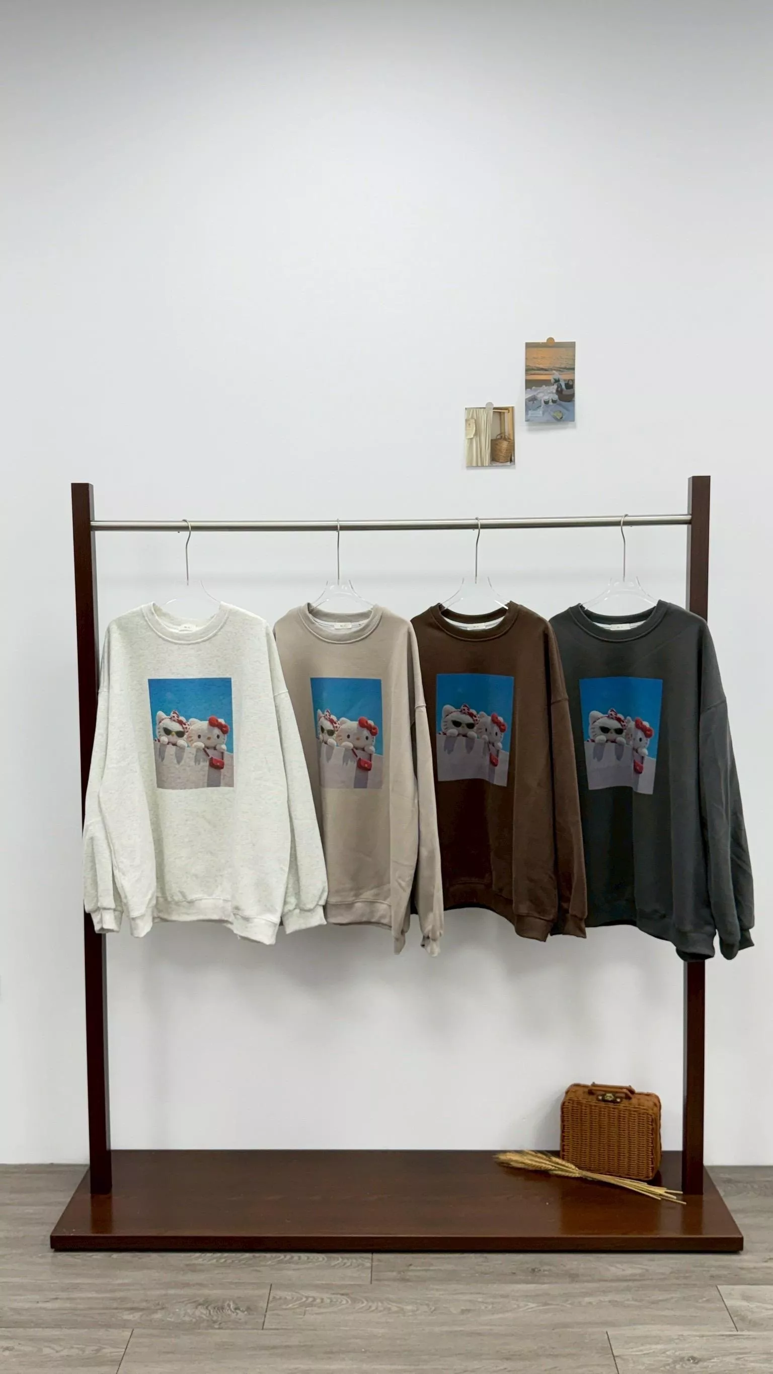 姐妹KT曬藍天大版型T 4color