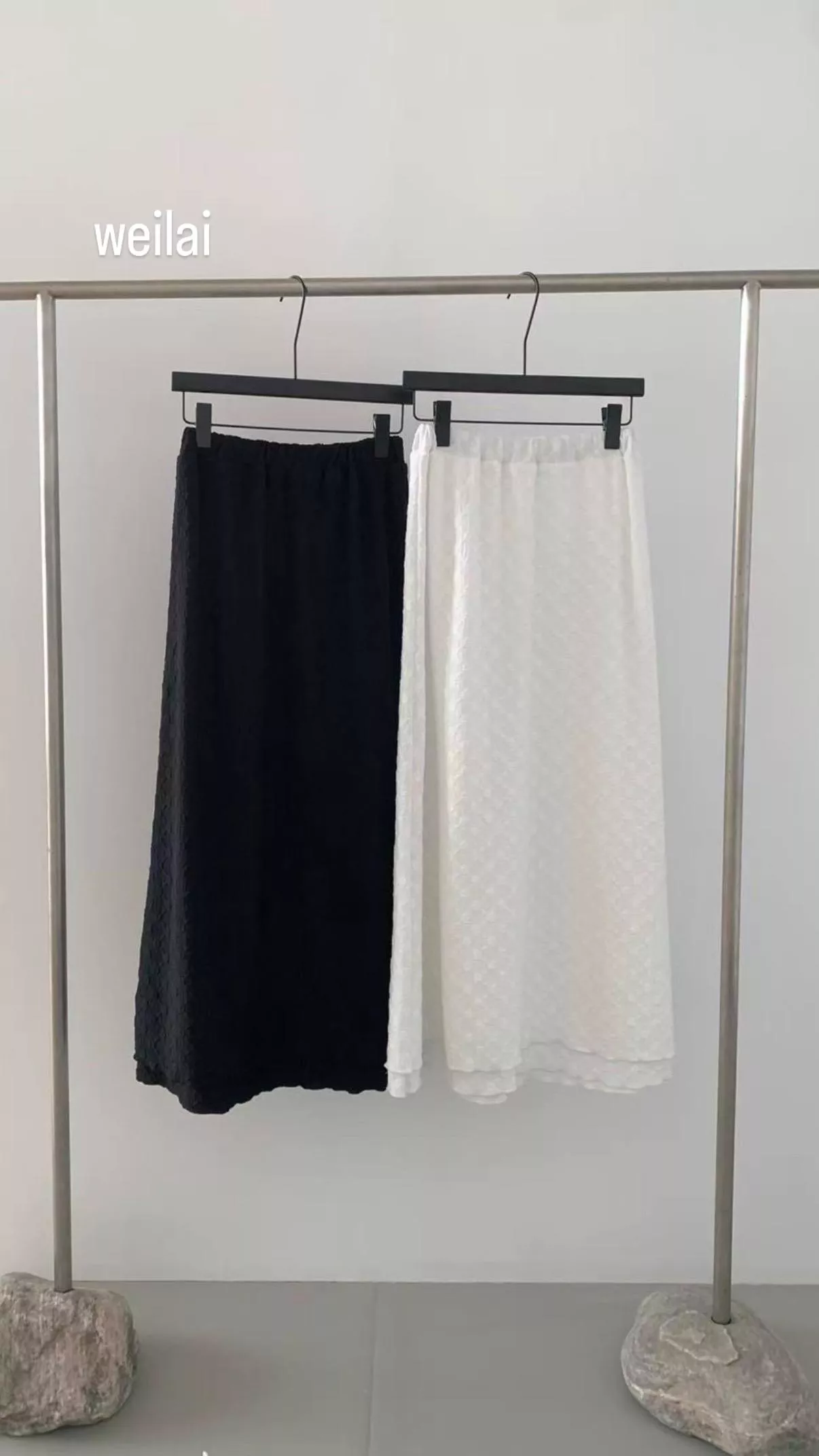 花紋路柔軟半身裙 2color