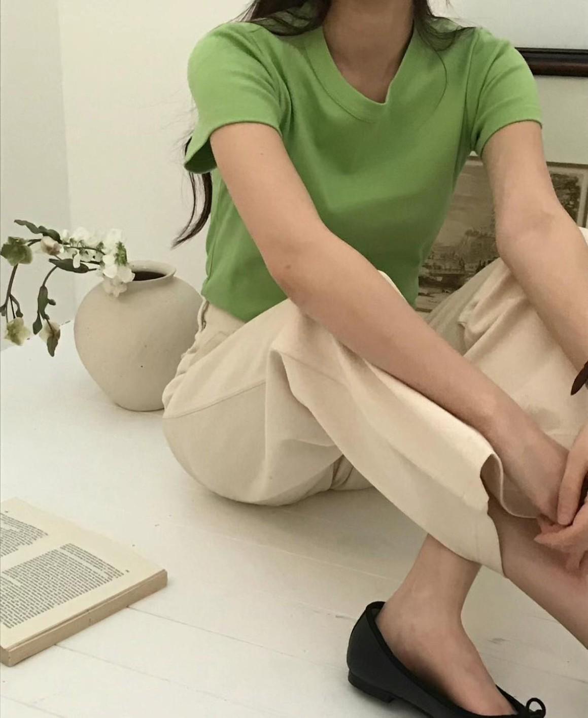 超質感素色T-Shirt