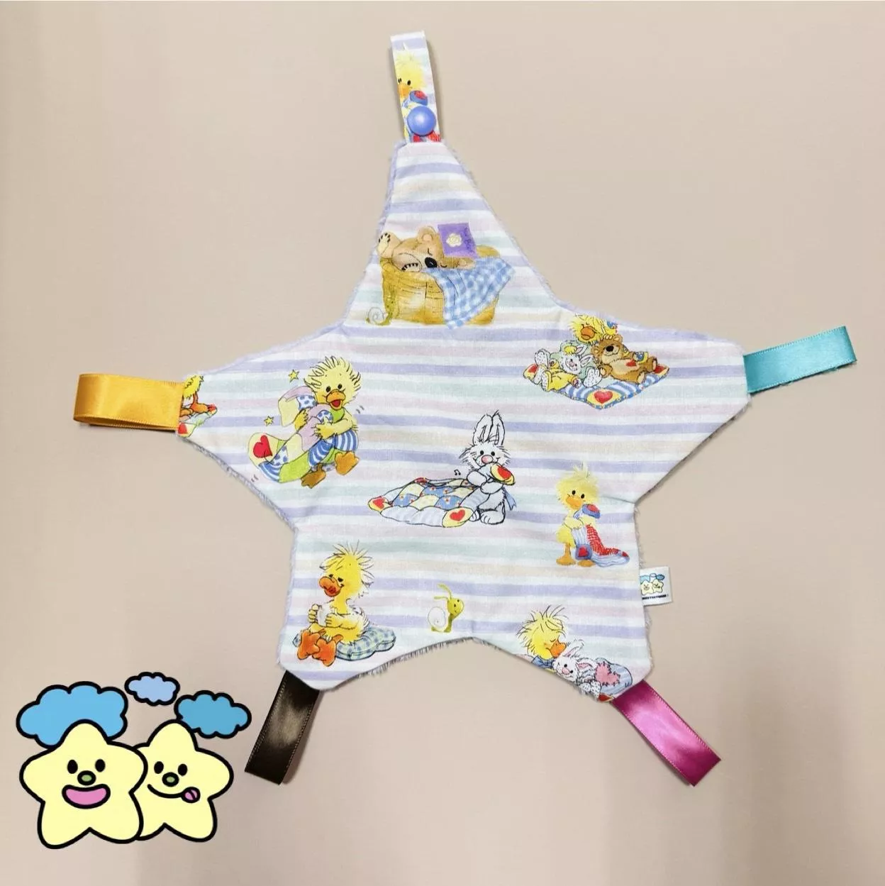 Blingstartwins®️梨花熊熊與好友們-手作安撫巾(可掛奶嘴,搖鈴玩具)