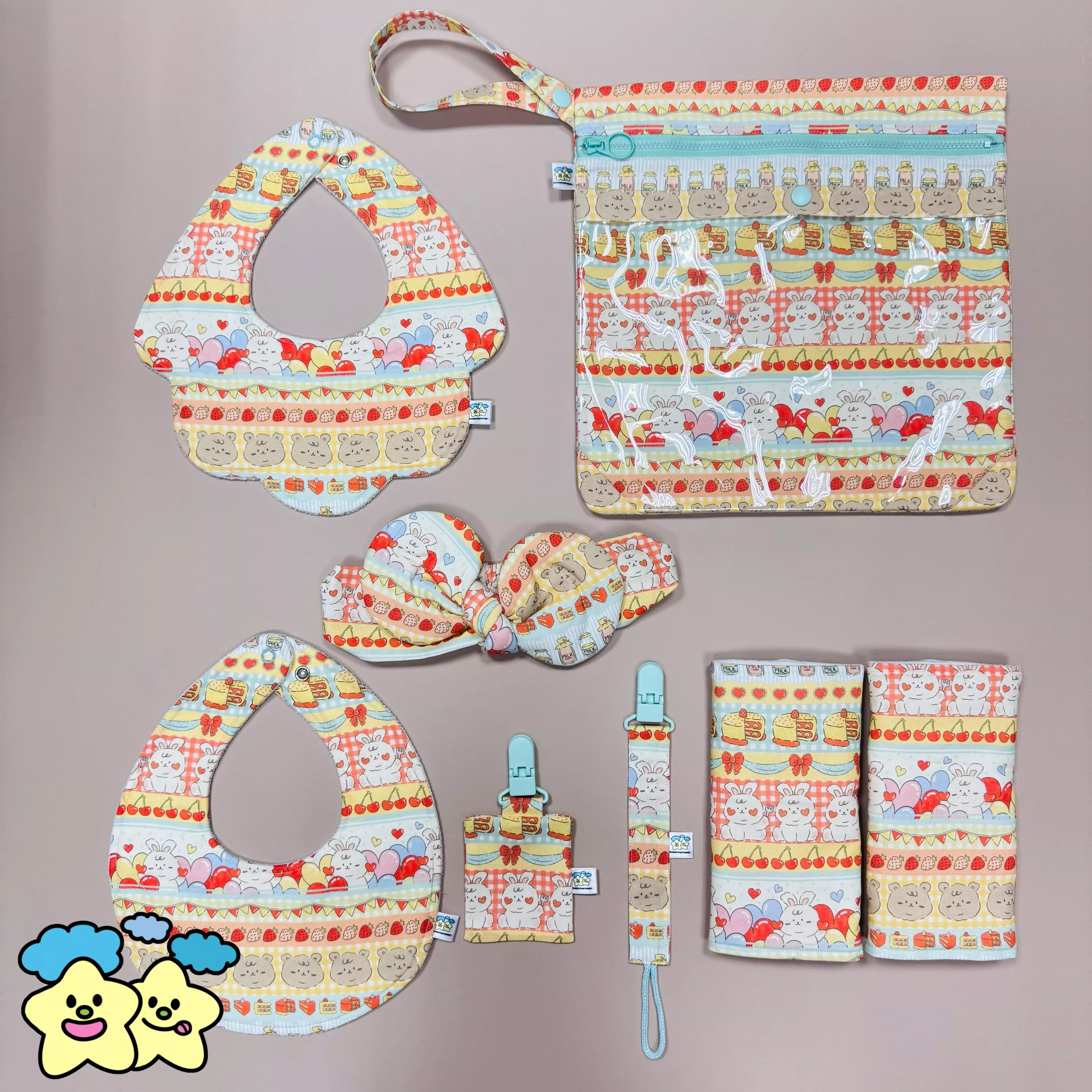 Blingstartwins®️愛心兔兔熊熊-手作圍兜 / 三件組 / 平安符袋 / 髮帶 / 專利尿布包