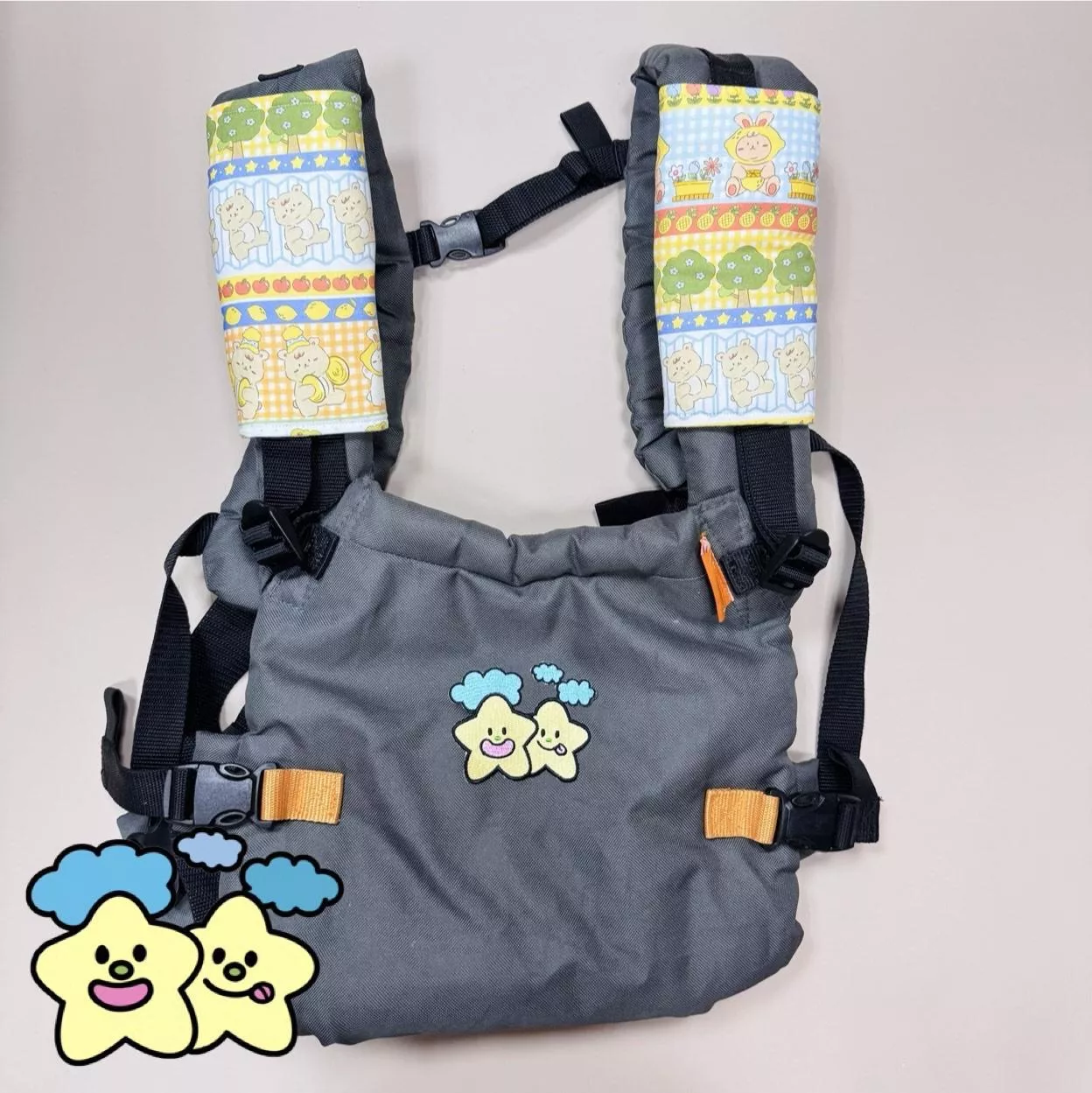 Blingstartwins®️ 檸檬兔與樂隊熊-背巾口水巾