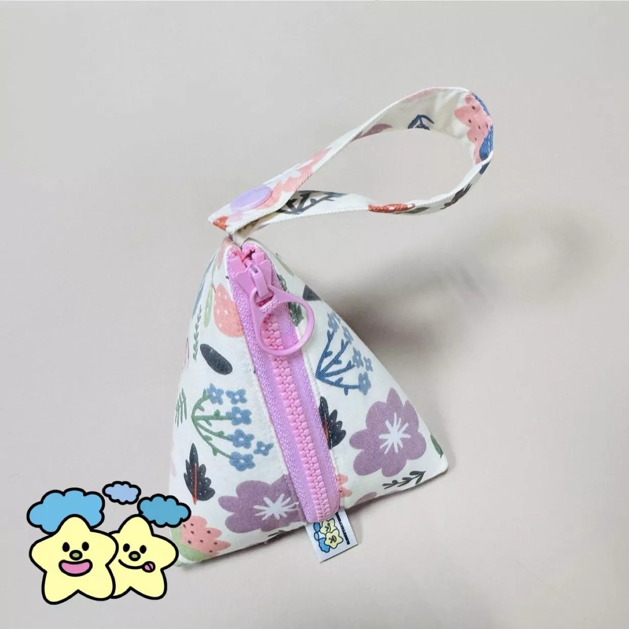 Blingstartwins®️心花朵朵開-立體收納奶嘴包