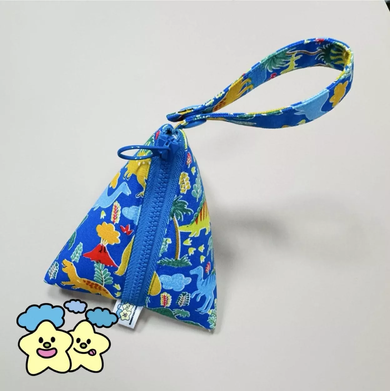 Blingstartwins®️ 恐龍新世界-立體收納奶嘴包