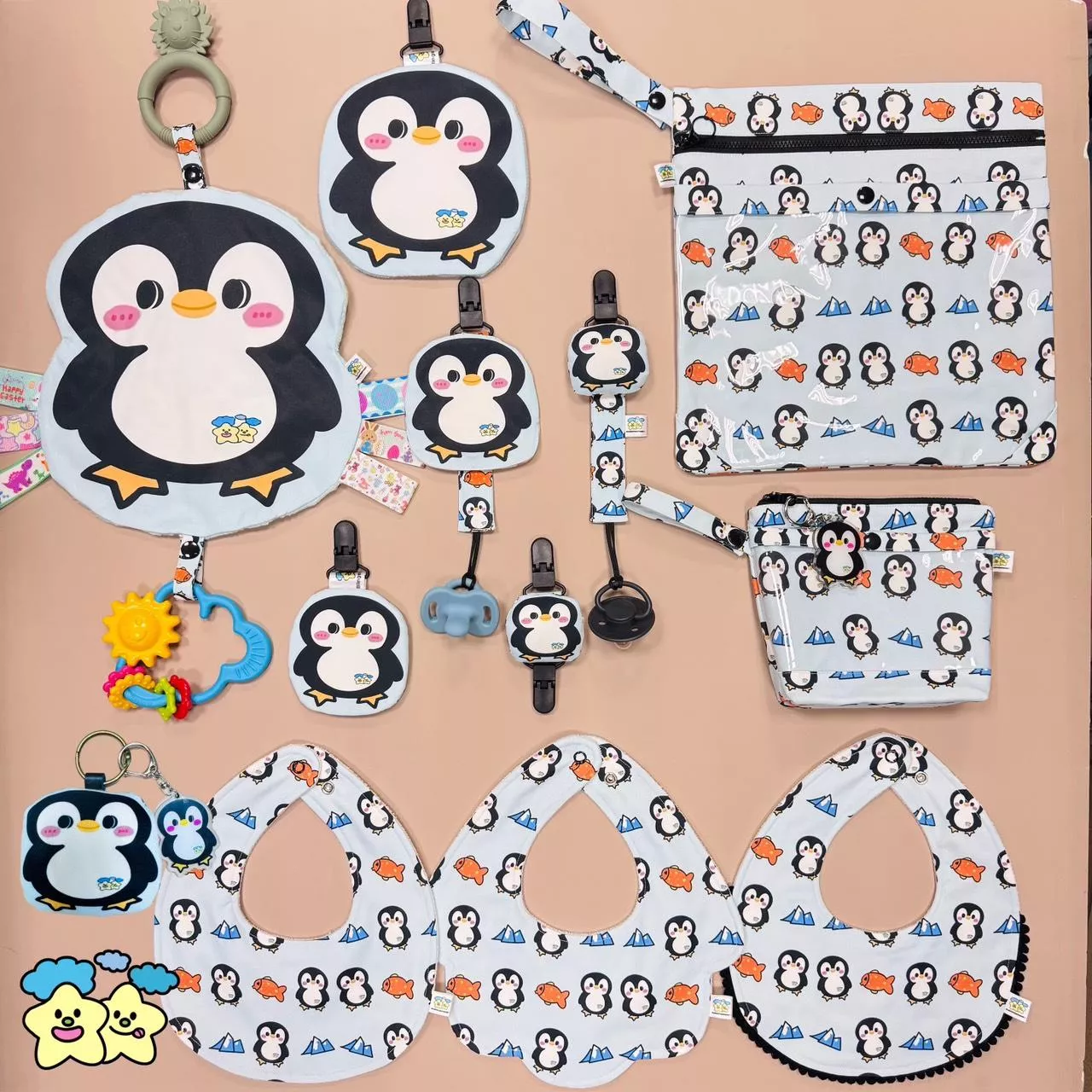 Blingstartwins®️拚谷系列(圍兜兜，奶嘴鏈，平安符袋，奶嘴罩，手帕夾，禮盒)