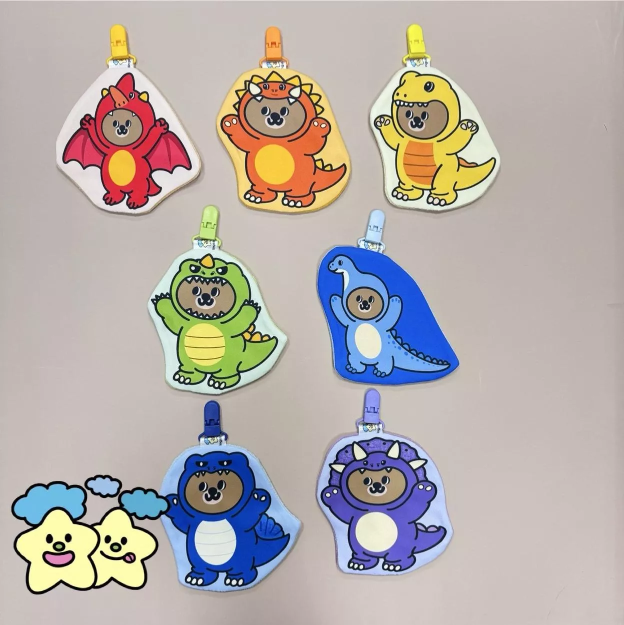 Blingstartwins®️侏儸紀熊熊公園-幼兒園必備手帕夾
