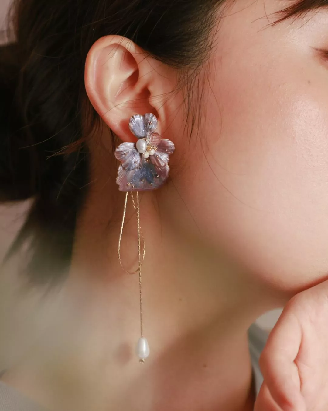 春季限定藍莓優格 垂墜不對稱花耳環