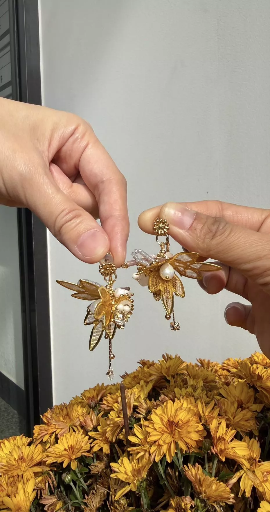 秋日雛菊   垂墜 垂吊 花耳環 耳夾 秋日雛菊   垂墜 垂吊 花耳環 耳夾