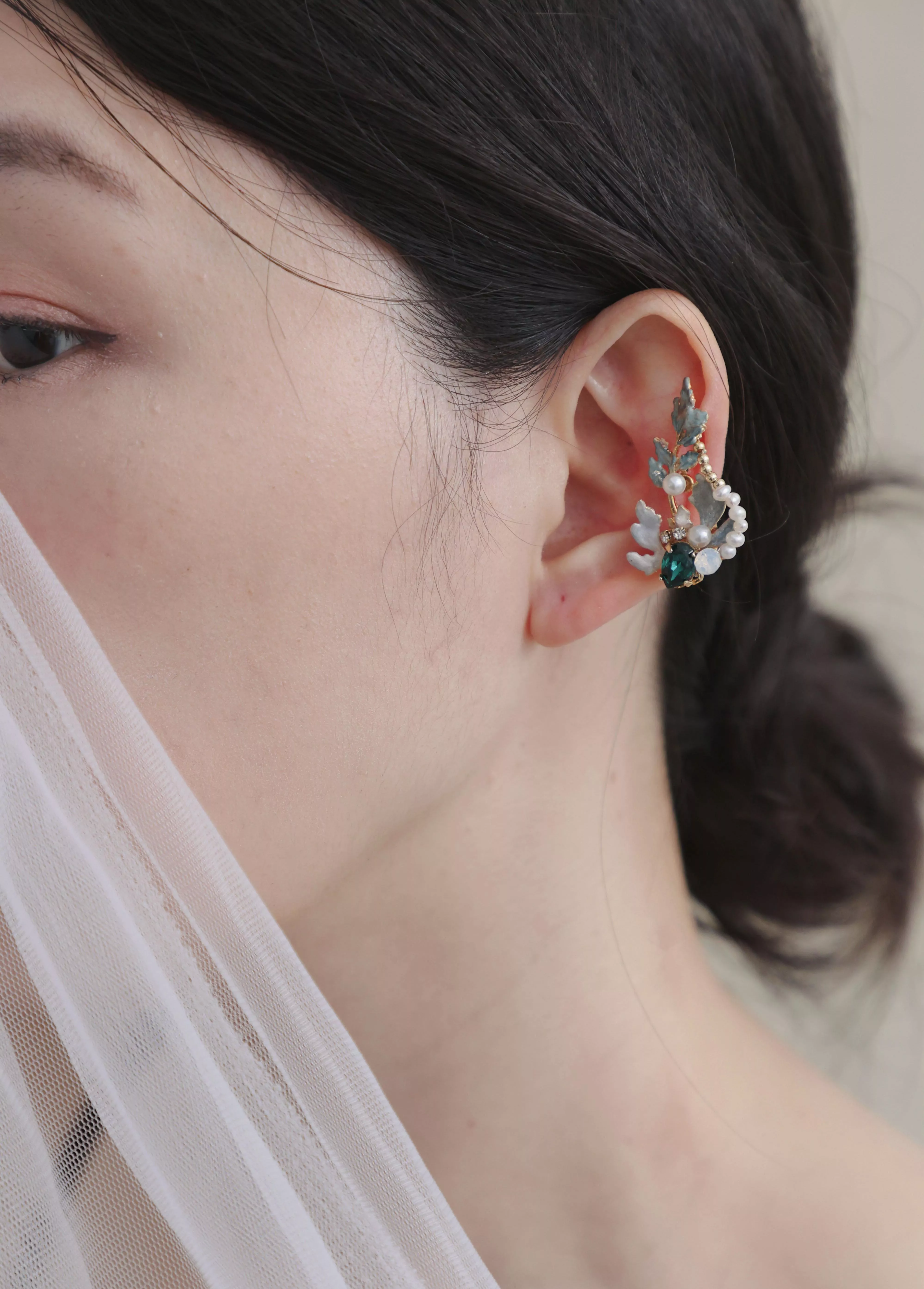 藍眼淚珍珠 耳骨夾