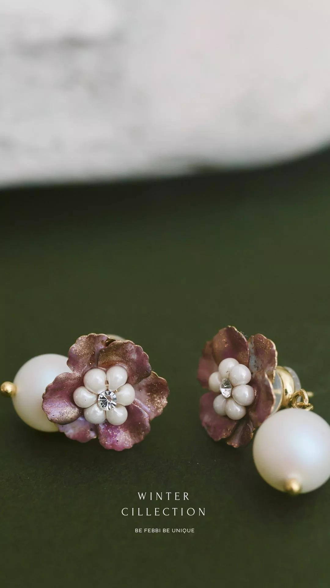 Ａ款 冰霜山茶花耳環 兩色