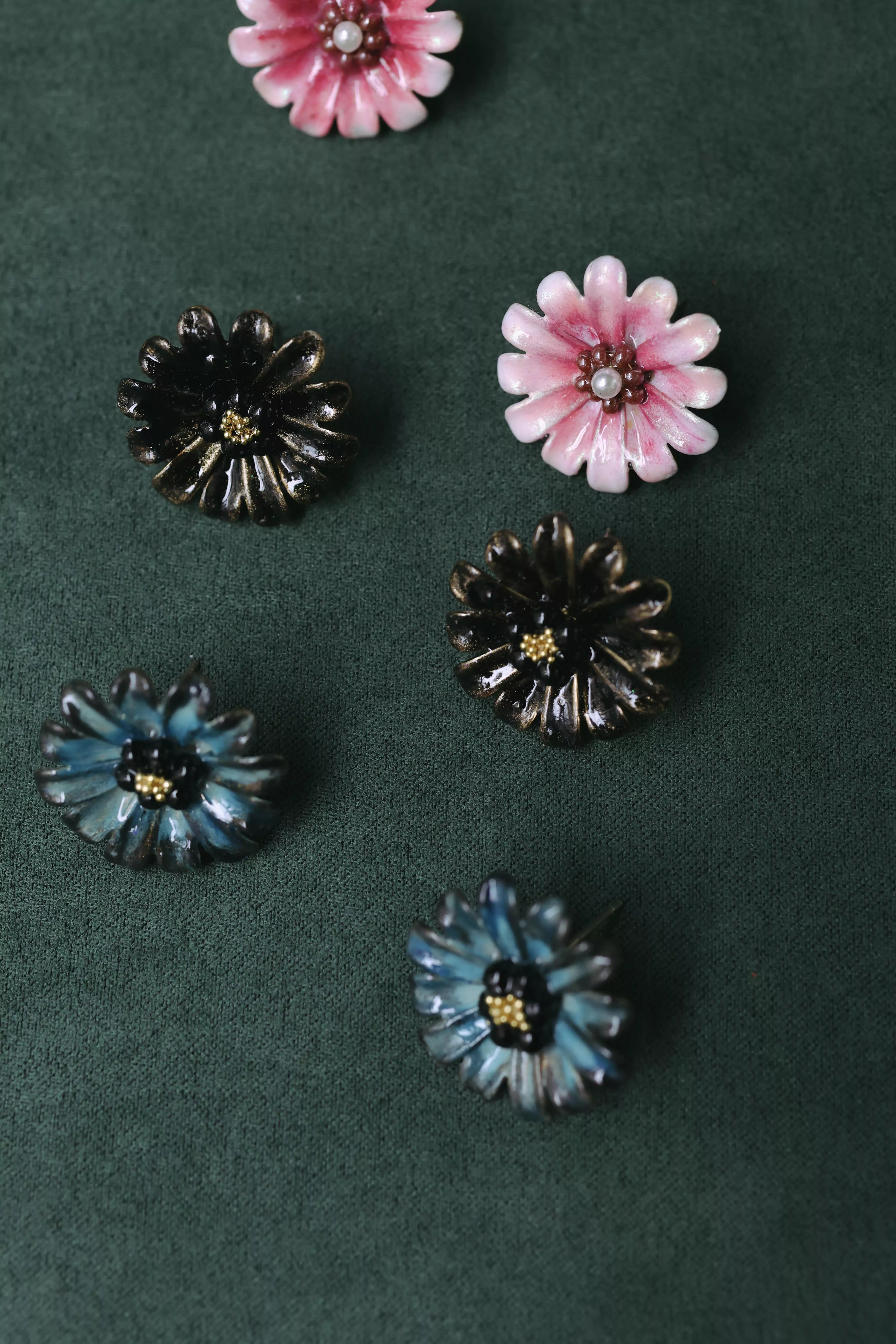 波斯菊 小花貼耳耳環