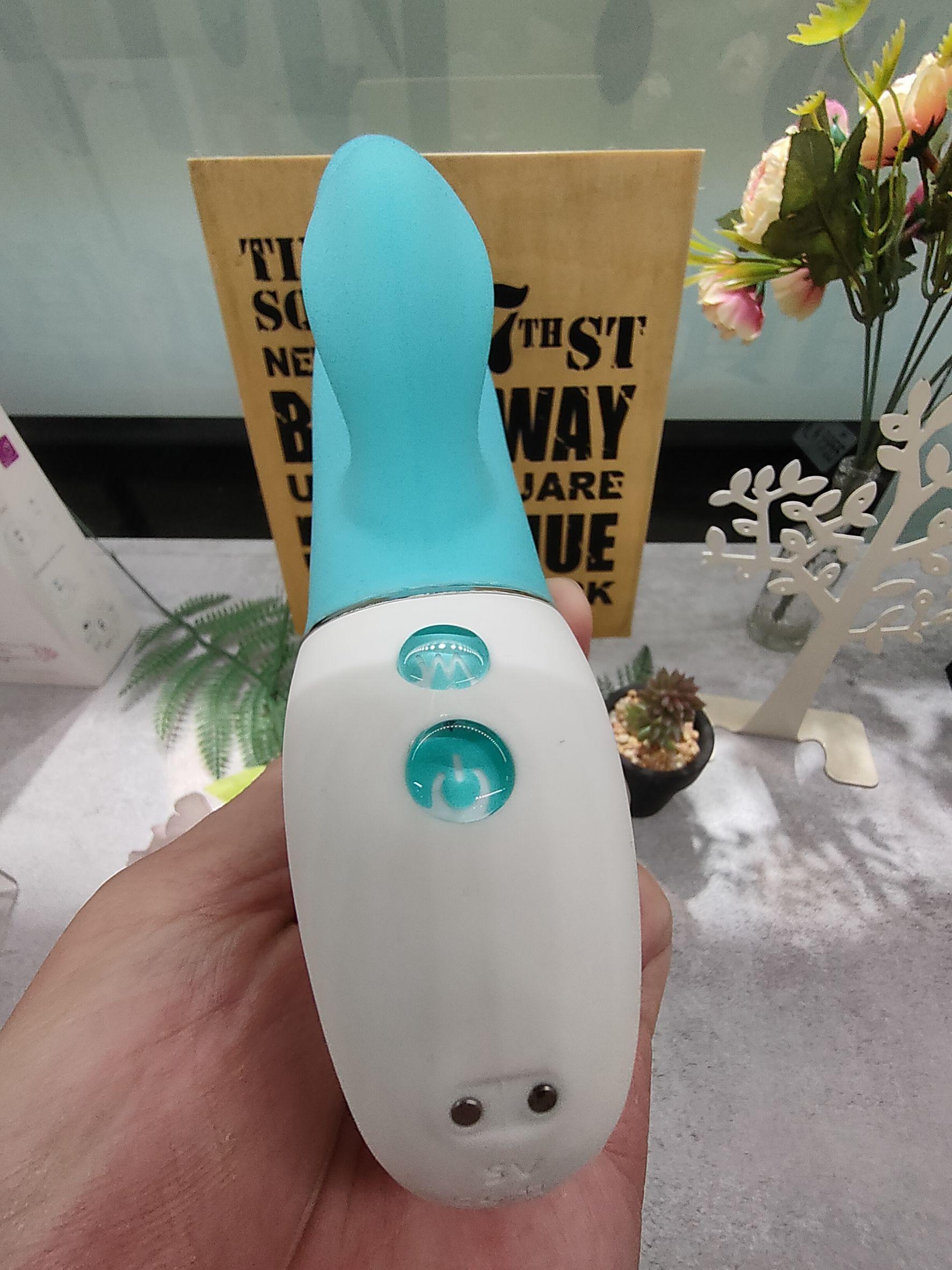SHD-999110WAVE-海浪-超強震動超值感矽膠雙點刺激擬真型按摩棒