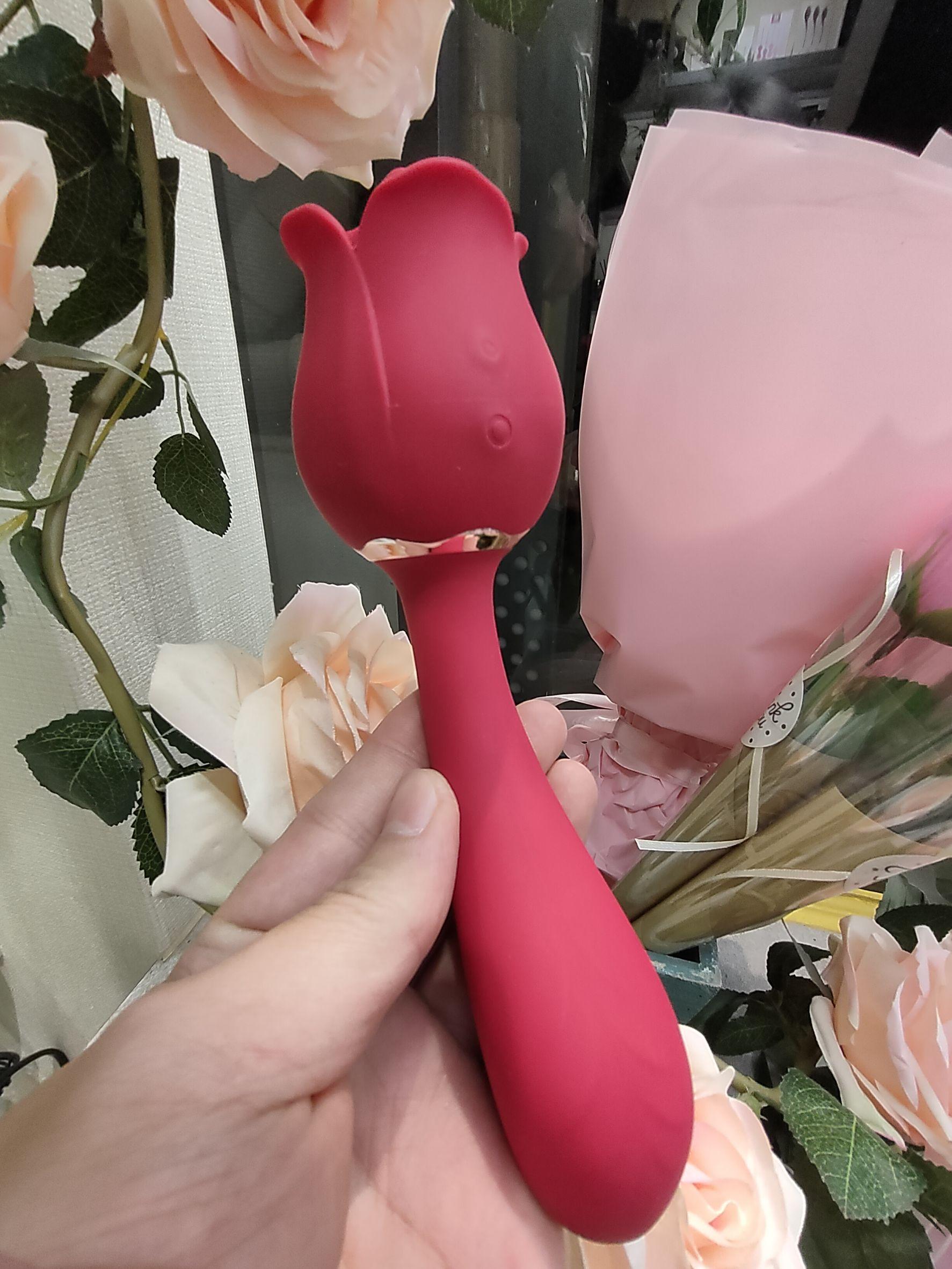 SHD-999133玫瑰大師2-ROSE PRO 2-奢華極緻舌頭舔動+震動+G點按摩器二合一-USB充電