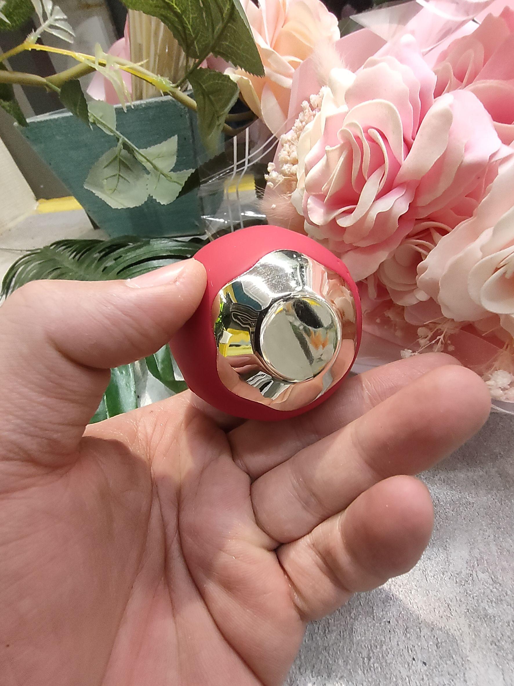 SHD-999134玫瑰大師4-ROSE PRO 4-奢華極緻舌頭舔動+震動按摩器