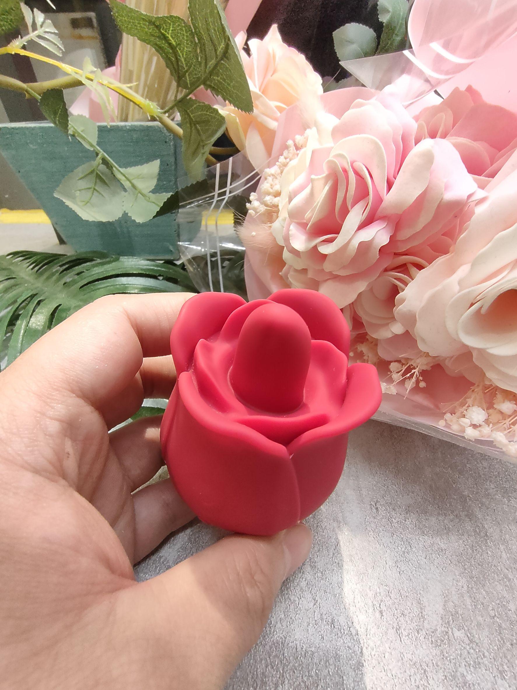 SHD-999134玫瑰大師4-ROSE PRO 4-奢華極緻舌頭舔動+震動按摩器