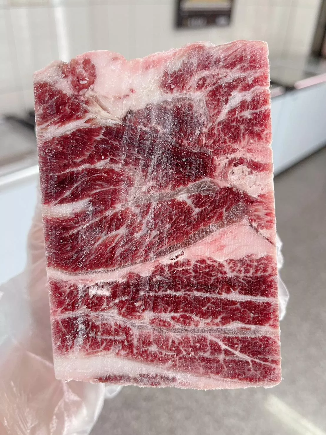 牛臉頰肉(滷燉)(已切：不規則)