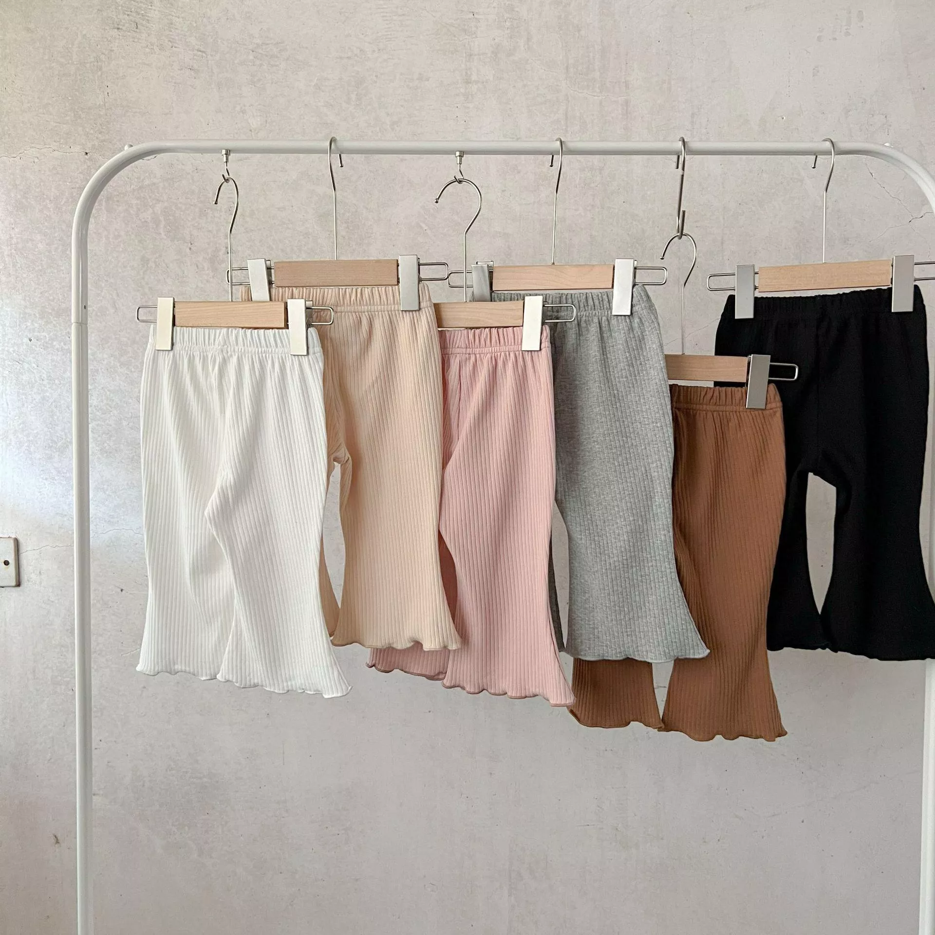 韓版預購 寶寶款 坑條喇叭褲 （66～120） R31