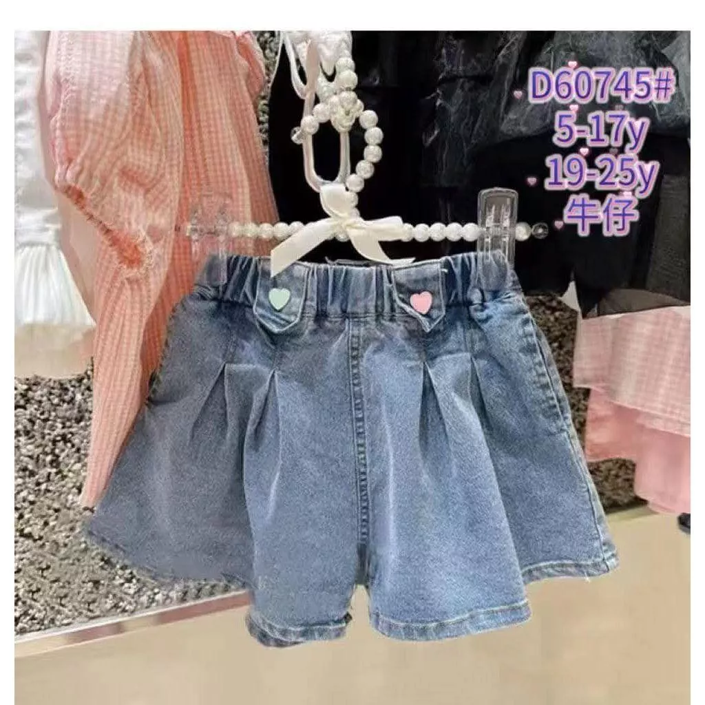 北屯實體店❤現貨 愛心彩釦牛仔褲裙(褲腰頭偏大)✩米米童著-E0597