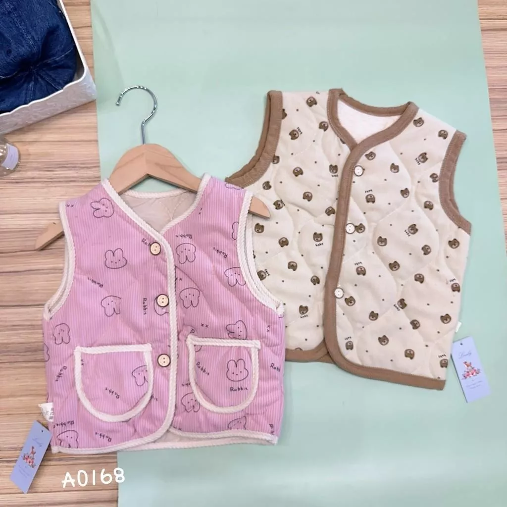 北屯實體店❤現貨 韓版 點點內夾棉雙口袋燈心絨背心✩米米童著-A0168