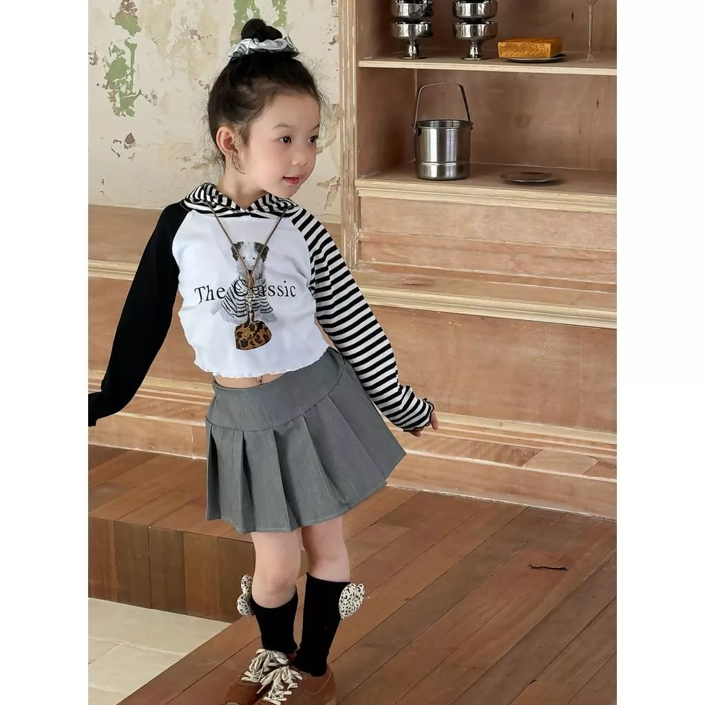 北屯實體店❤現貨 韓版 條紋袖狗狗木耳編短版長袖帽T✩米米童著-A0134