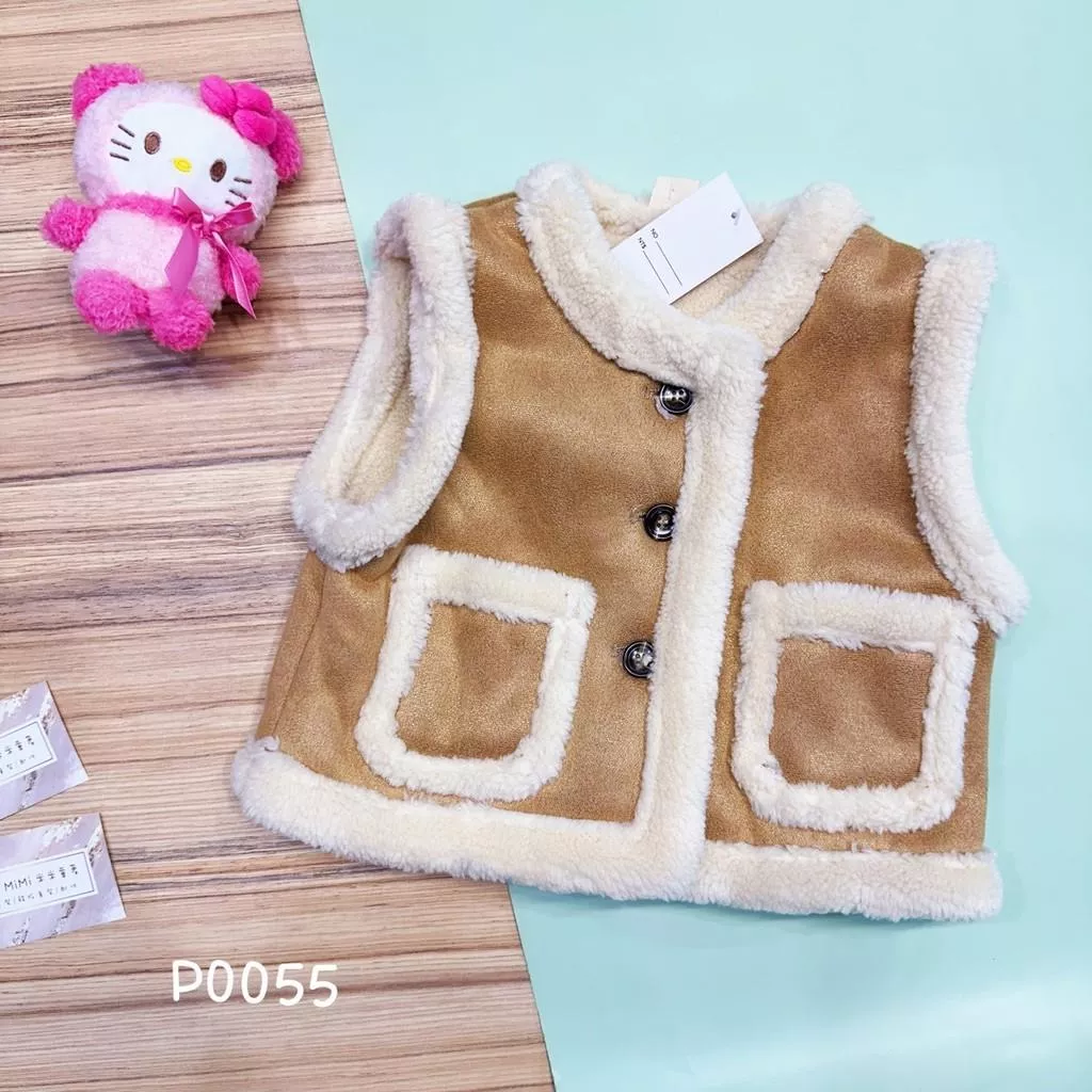北屯實體店❤現貨 羊羔毛口袋背心✩米米童著-P0055