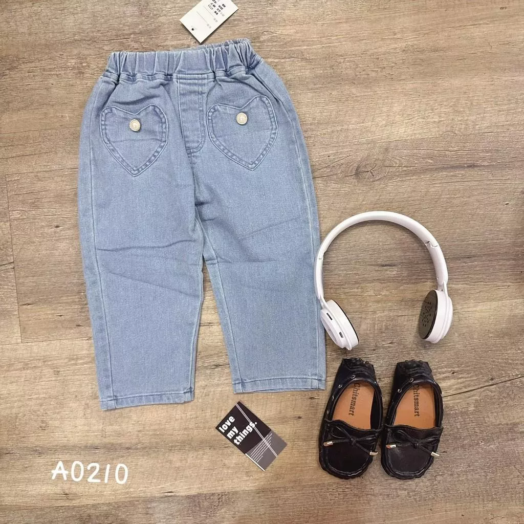 北屯實體店❤現貨 小珠珠造型愛心口袋牛仔長褲✩米米童著-A0210