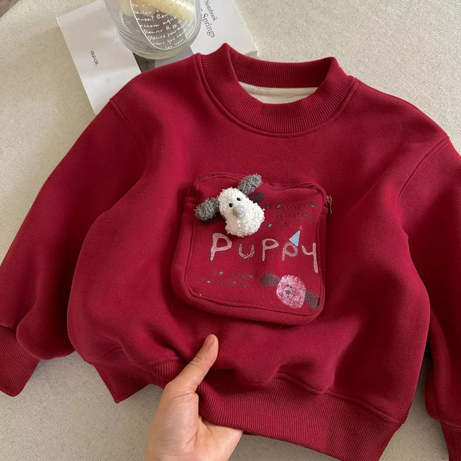 預購 過年款 加絨 立體狗狗大口袋圓領大學T (80~140)