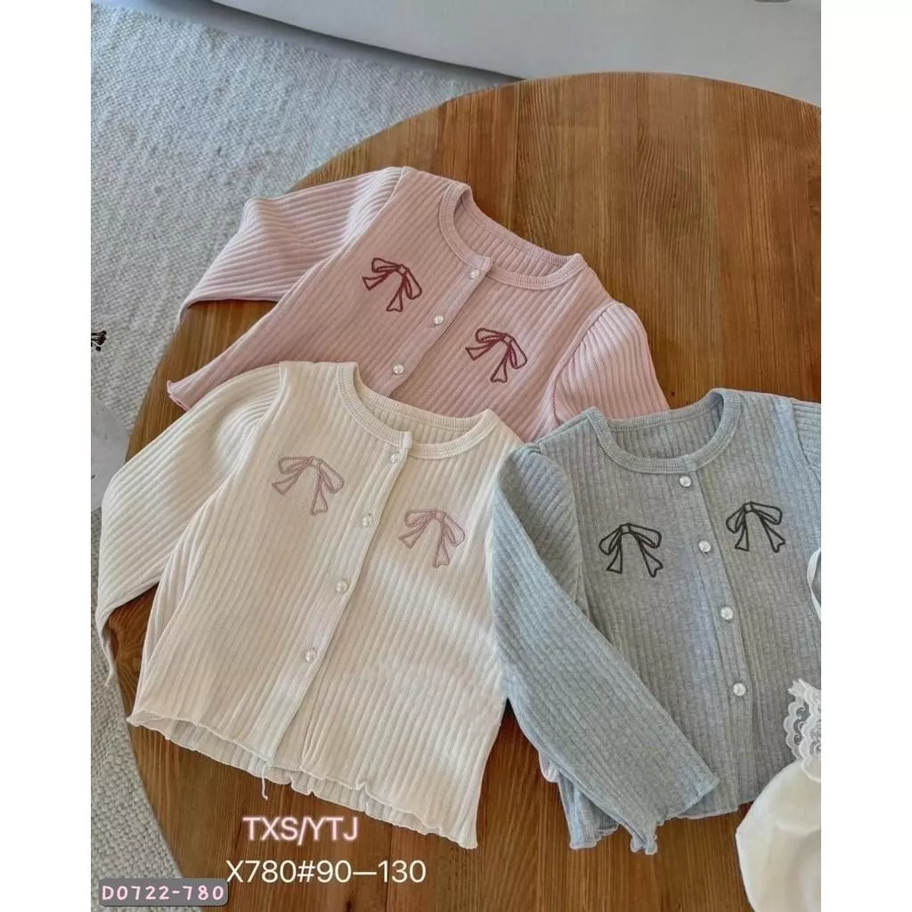 北屯實體店❤現貨 韓版-蝴蝶結坑條外套✩米米童著-D0722