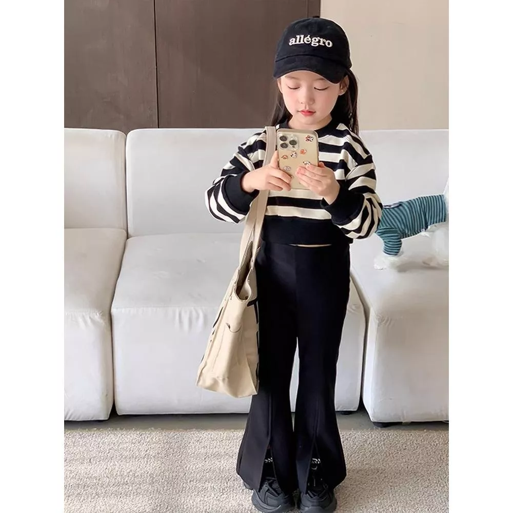 北屯實體店❤現貨 韓版-條紋短版上衣+開叉喇叭褲 套裝✩米米童著-Q023