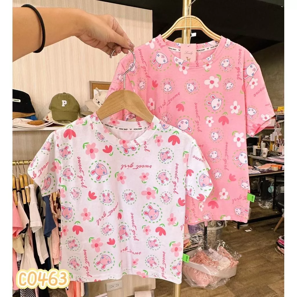 北屯實體店❤現貨韓版-滿版兔兔短袖上衣(版小 身高+10拿,喜歡寬鬆+20)✩米米童著-C0463