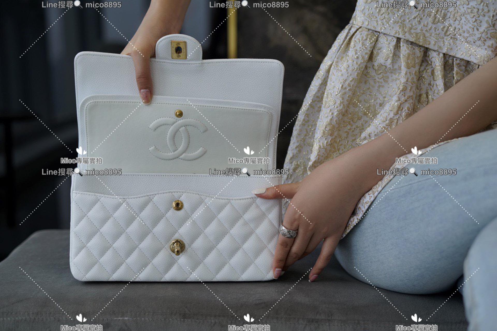 Chanel ℂ𝔽 𝗖𝗹𝗮𝘀𝘀𝗶𝗰 𝗙𝗹𝗮𝗽 |中號👰白色魚子醬牛皮 淡金釦 25cm