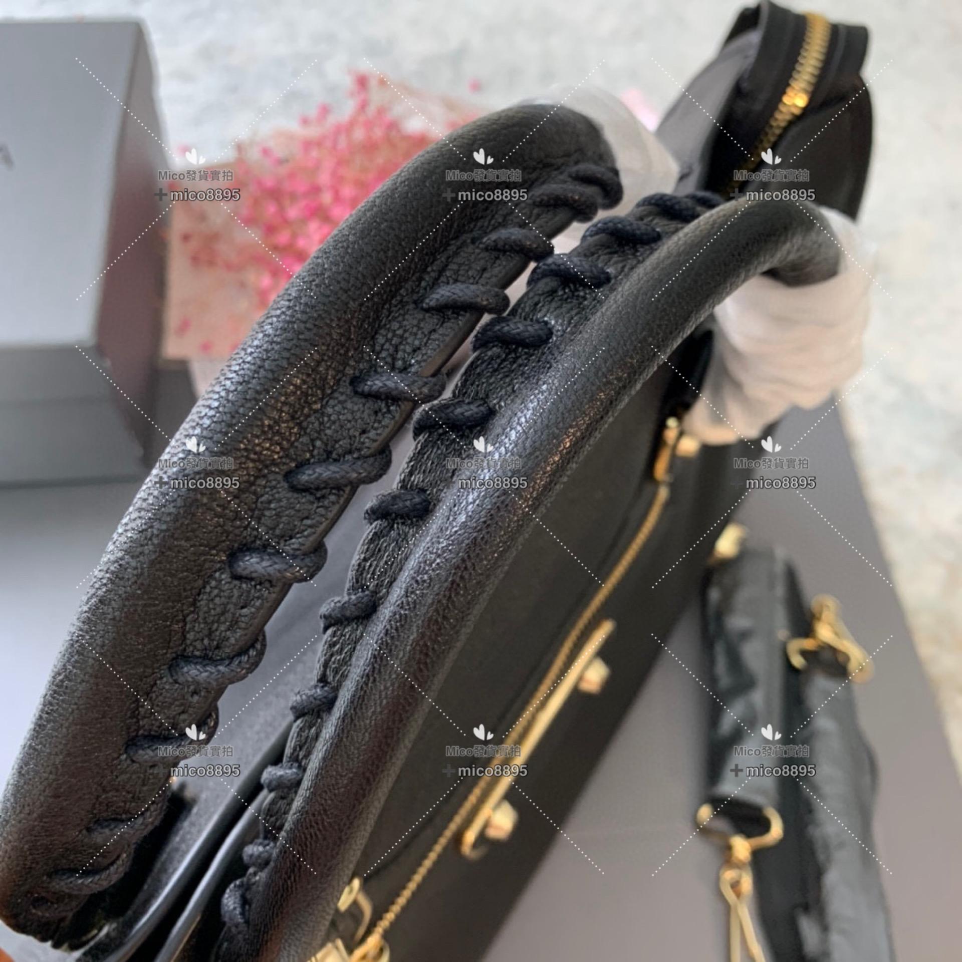 Balenciaga 經典綿羊皮 流蘇點綴機車包 38cm