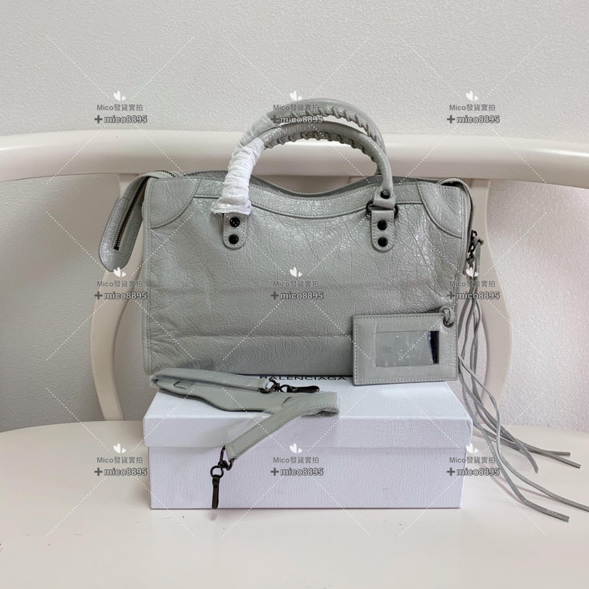 Balenciaga 灰白色/黑釦 爆裂羊皮機車包 38cm